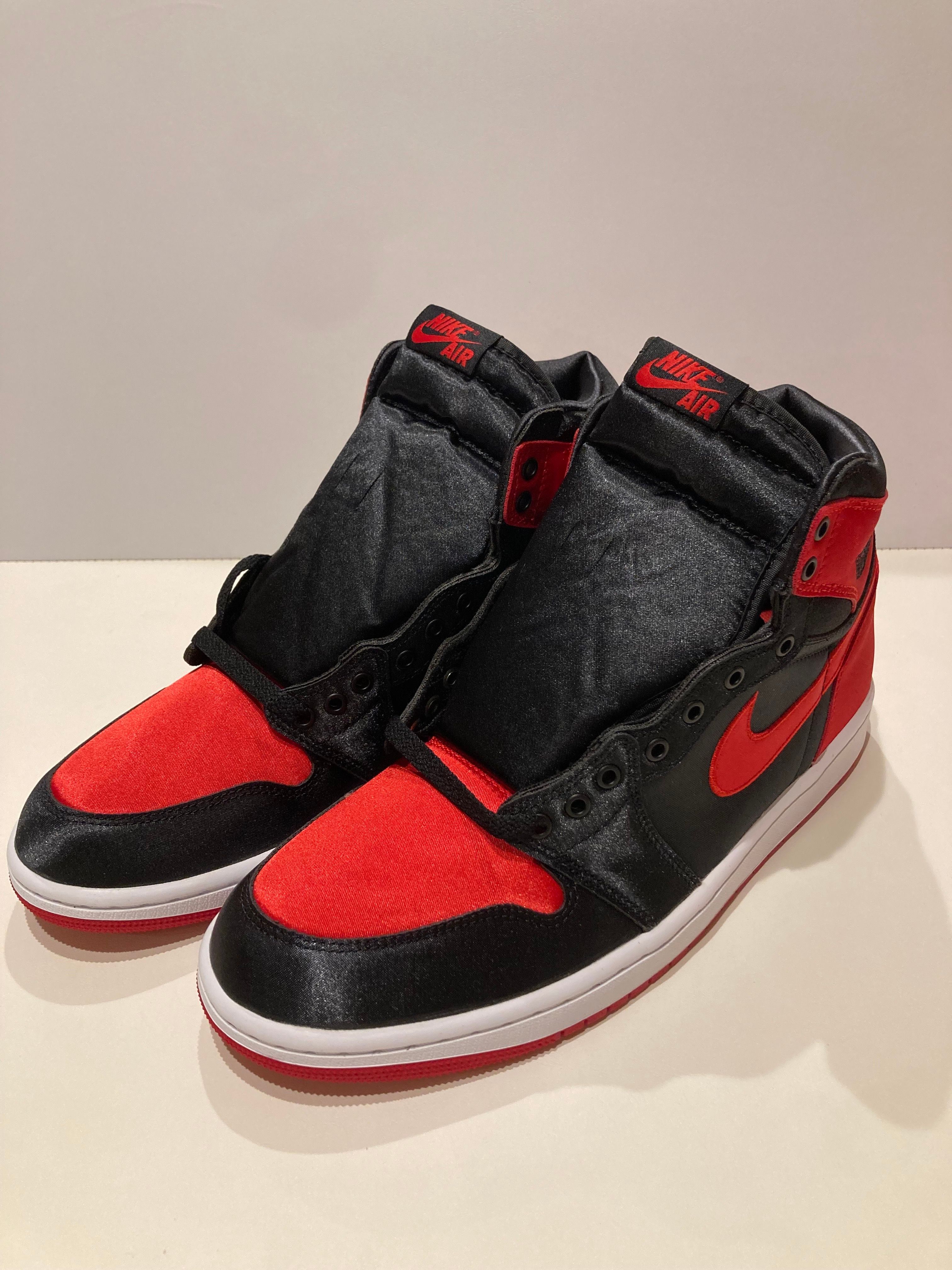 Nike Women's Air Jordan 1 Retro High OG "Satin Bred"
