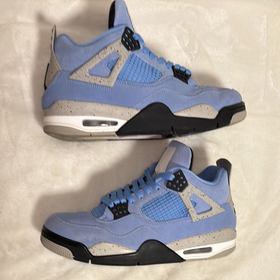 Nike Air Jordan 4 "University Blue"