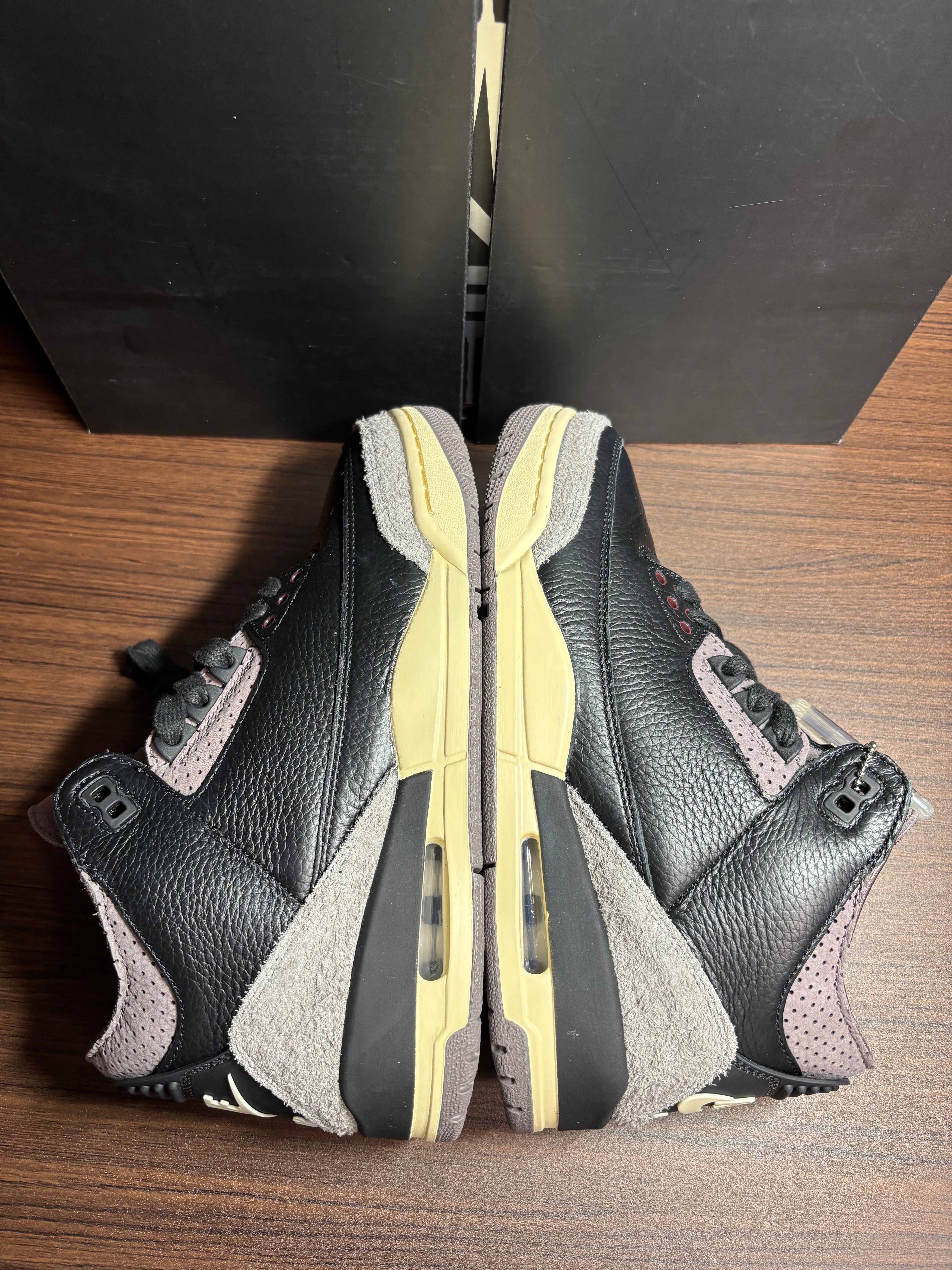 A Ma Maniere × Nike Women's Air Jordan 3 Retro OG SP "Black and Flat Pewter/WYWS"