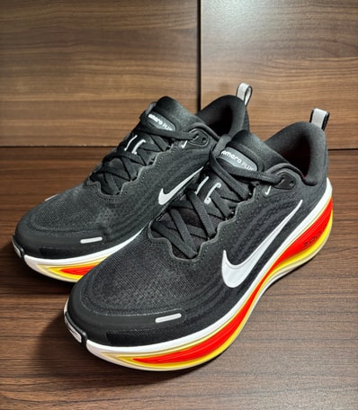 Nike Vomero Plus "Black/Bright Crimson/White"