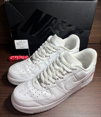 Supreme × Nike Air Force 1 Low "White"