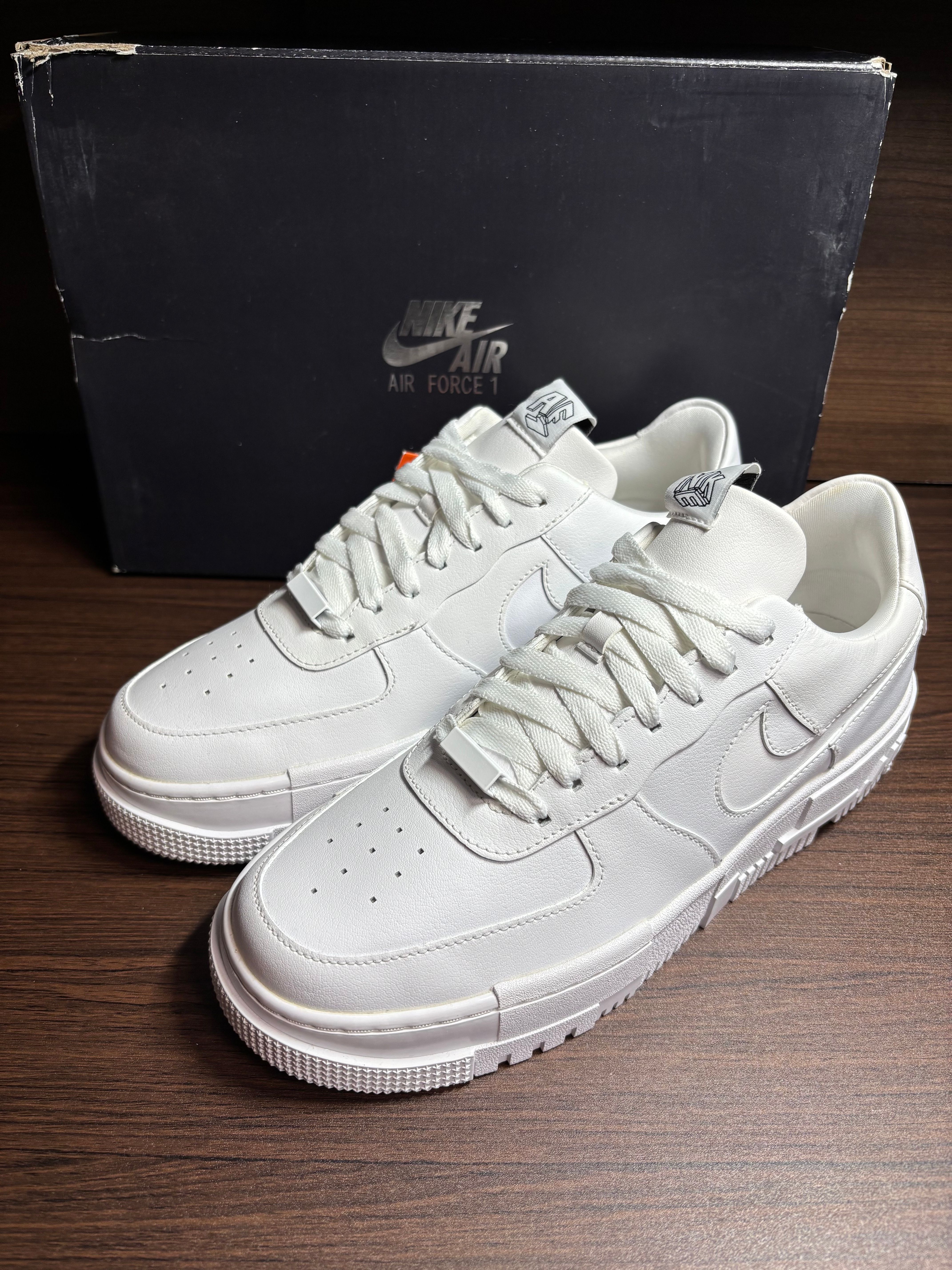 Nike Women's Air Force 1 Low Pixel "White"