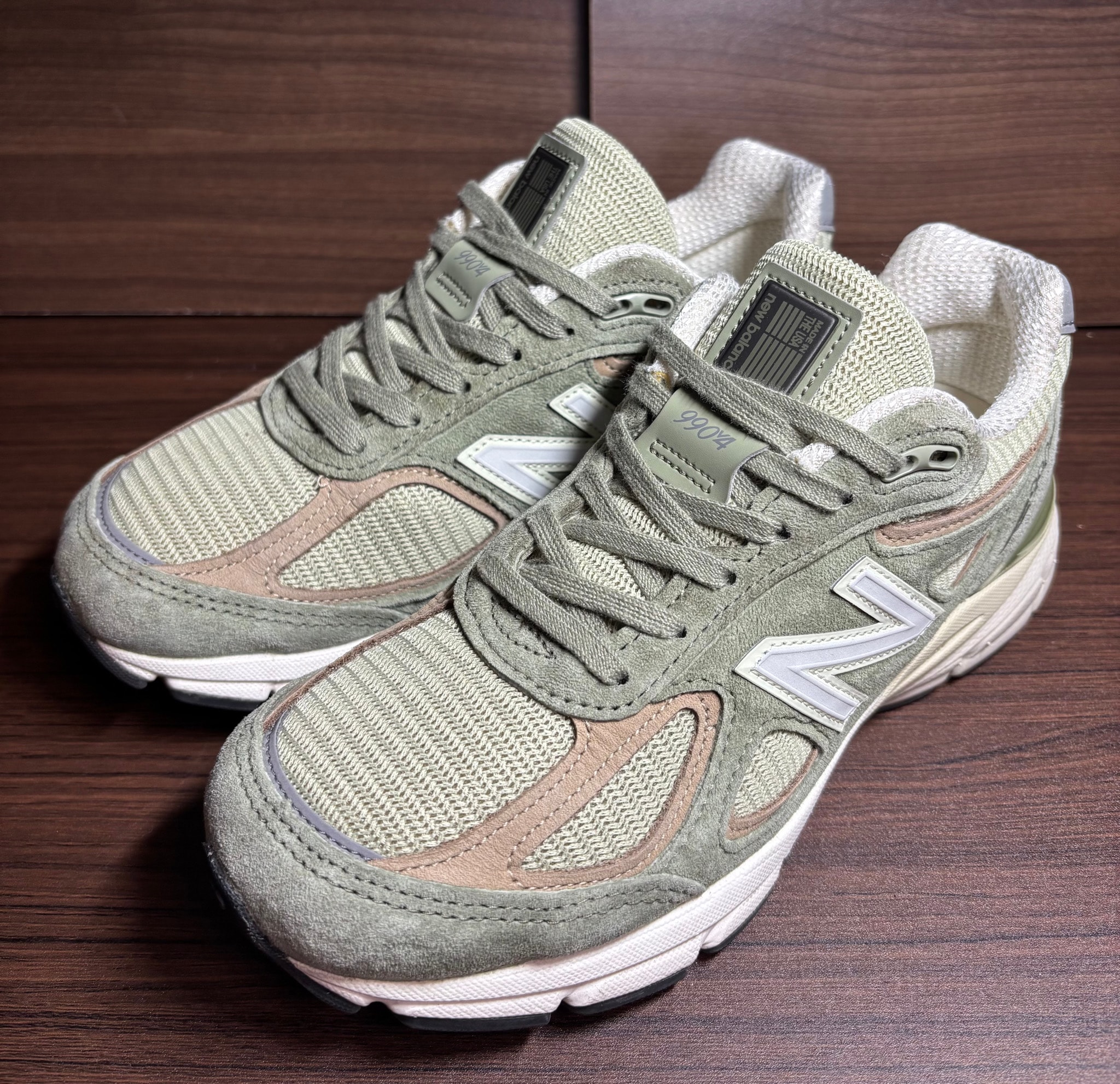 New Balance 990V4 "Olive"