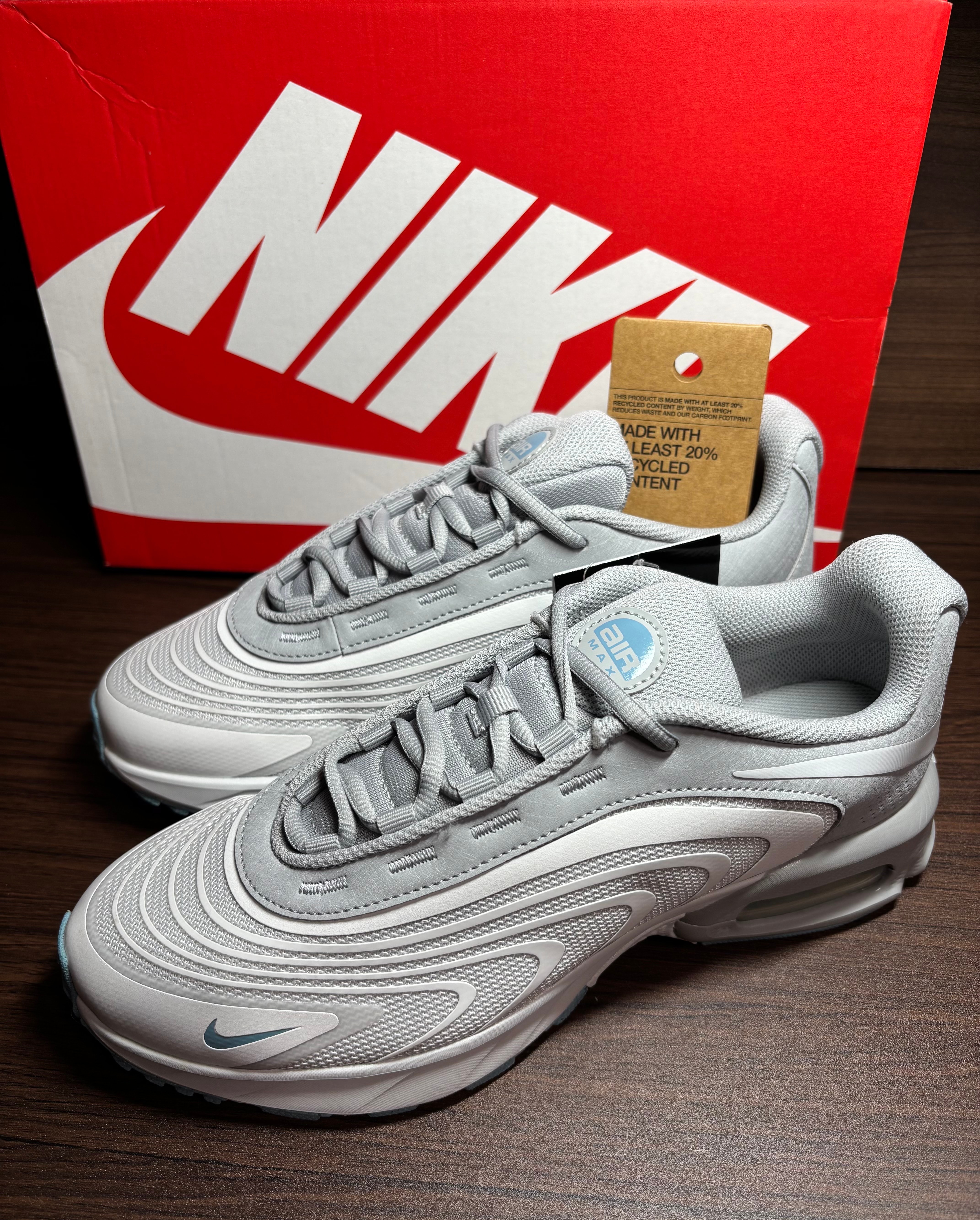 ナイキ エアマックス ファイヤー "フォトンダスト"