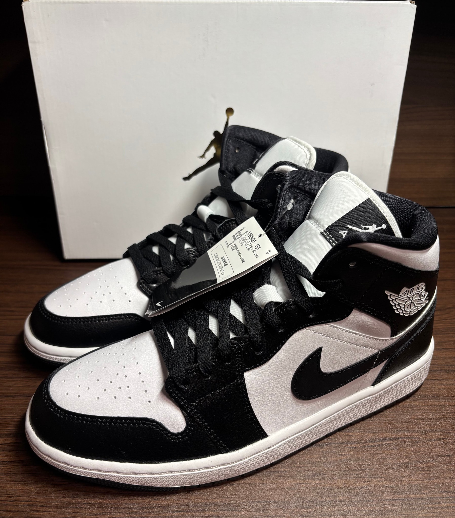 Nike Women's Air Jordan 1 Mid "Black/White"