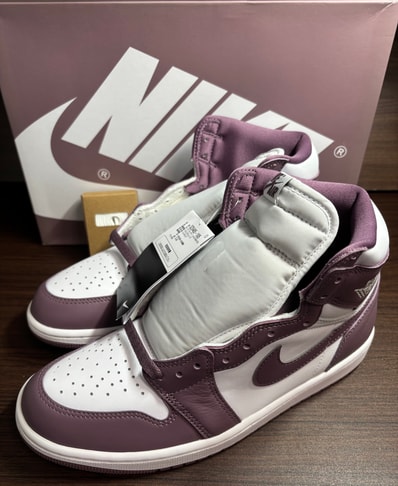 Nike Air Jordan 1 Retro High OG "Mauve"