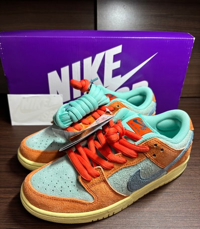 Nike SB Dunk Low Pro PRM "Orange and Emerald Rise"