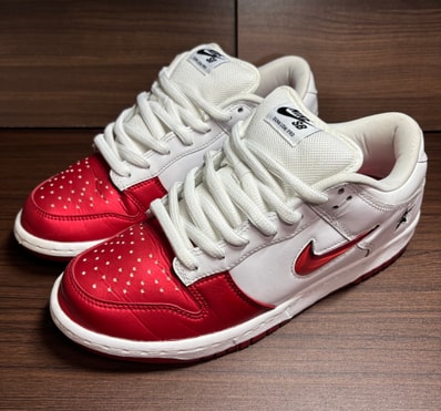 Supreme × Nike Dunk Low "Varsity Red/White"