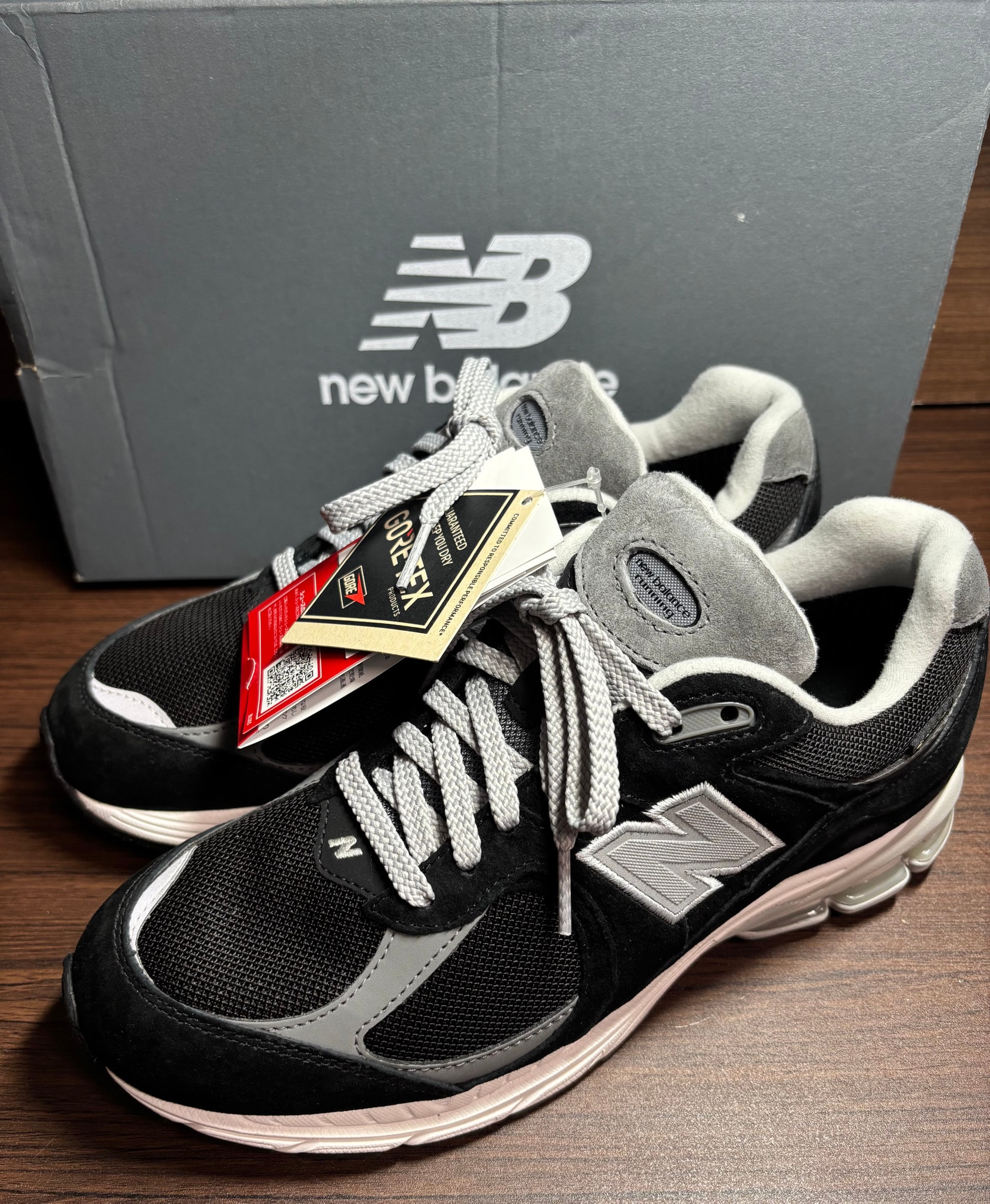 New Balance 2002R GORE-TEX "Black/Gray"
