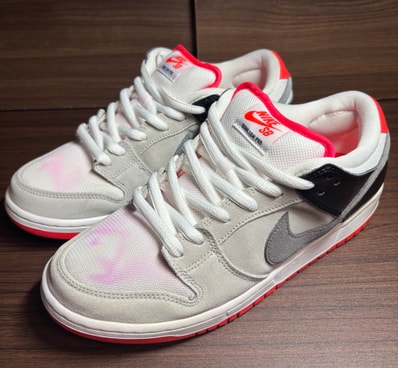 Nike SB Dunk Low "Infrared"