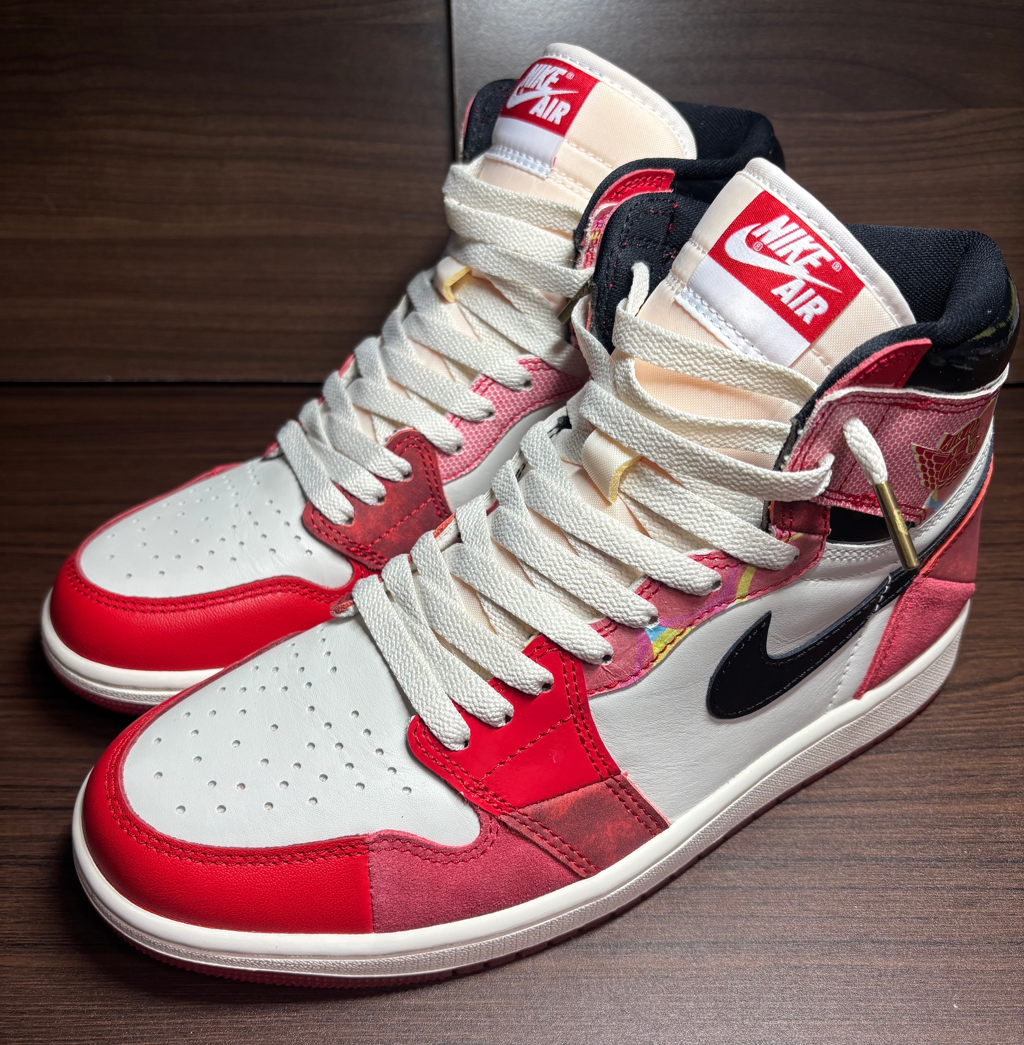 Spider-Man × Nike Air Jordan 1 Retro High OG SP "Spider-Man: Across the Spider-Verse/University Red"