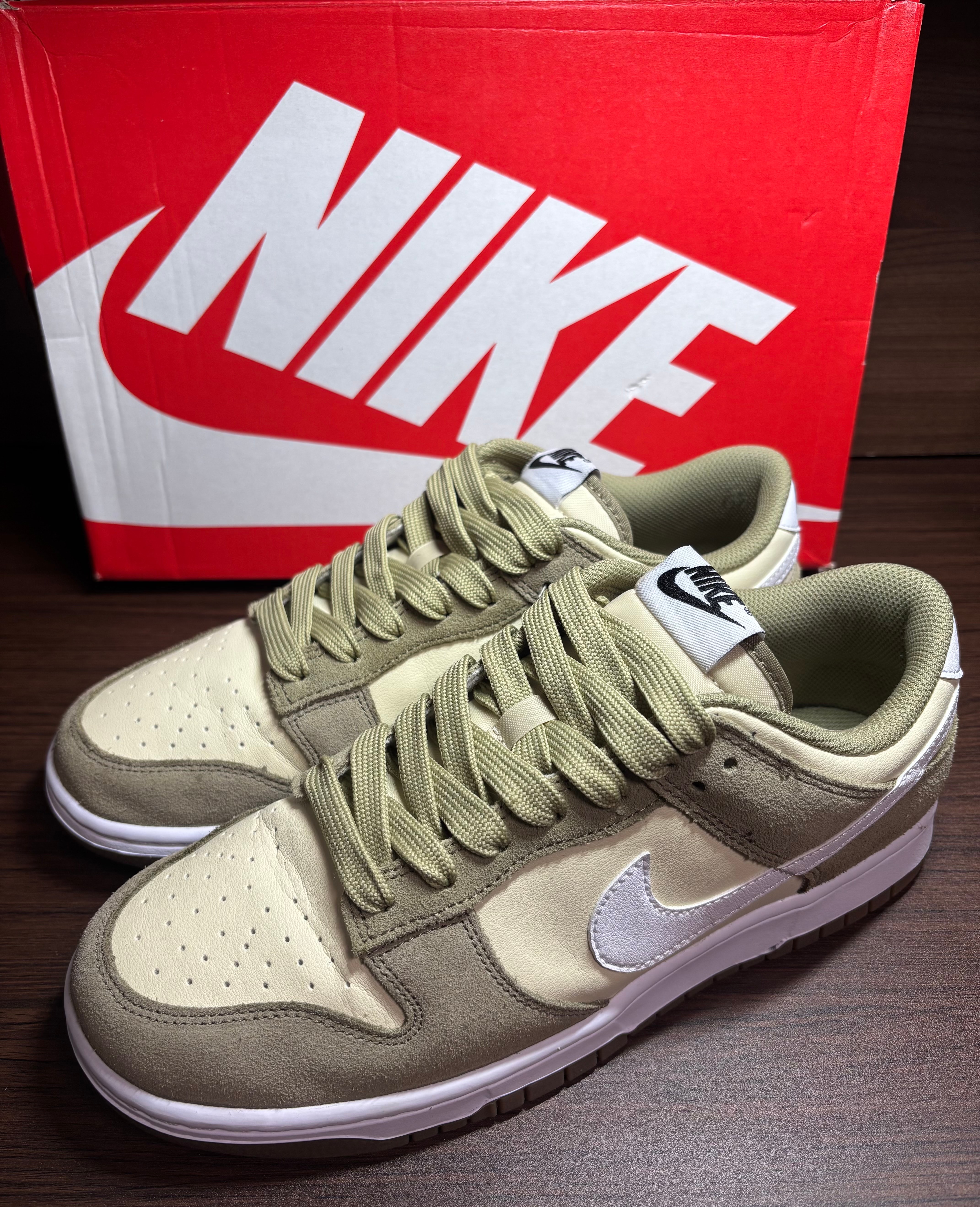 Nike Dunk Low "Neutral Olive"