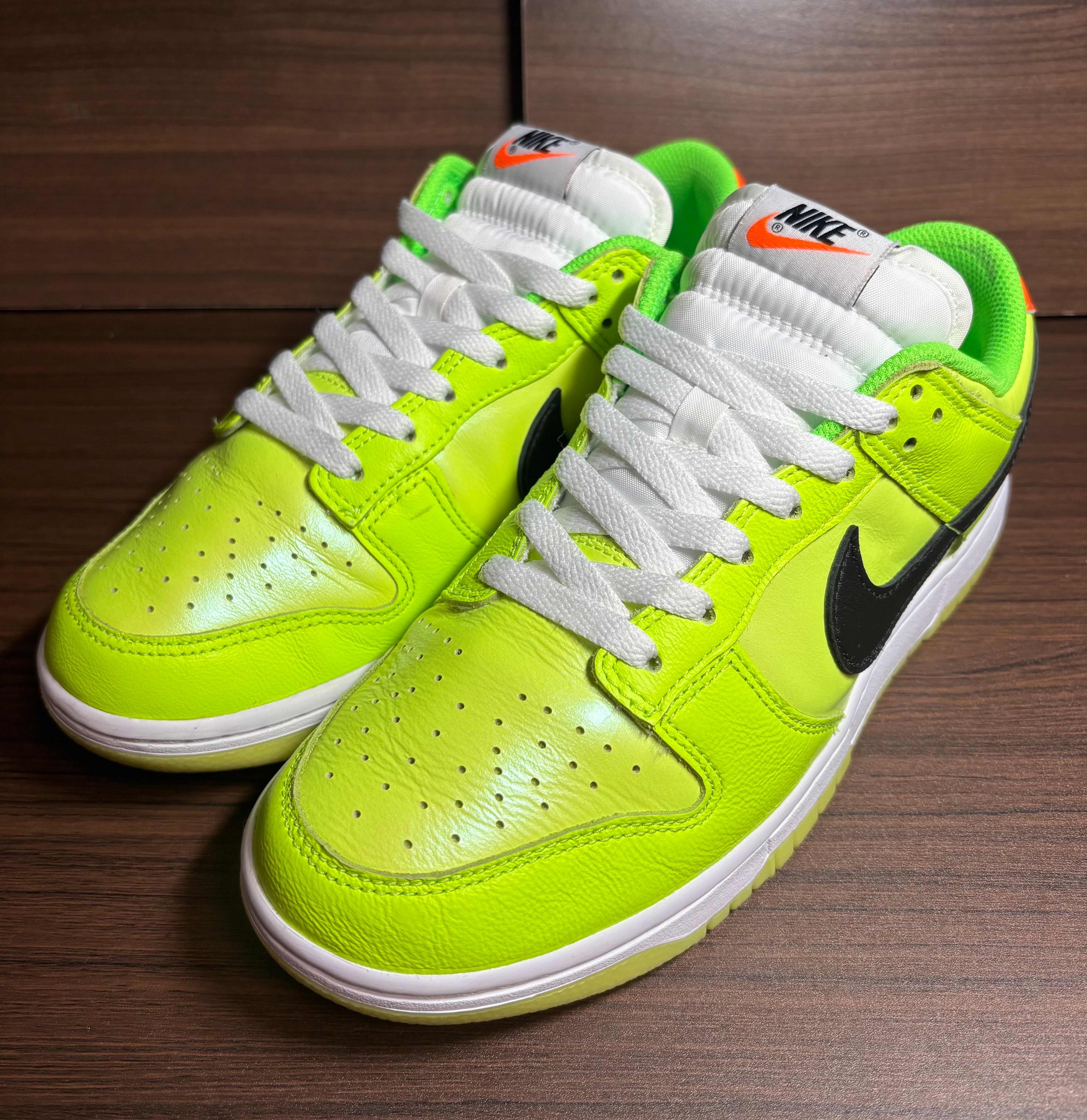 Nike Dunk Low "Volt"