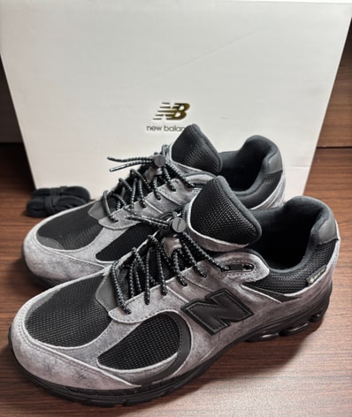 JJJJound × New Balance 2002R GORE-TEX "Charcoal" M2002RXZ