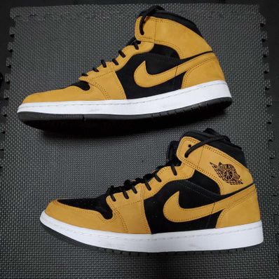 Nike Women's Air Jordan 1 Mid "Wheat"