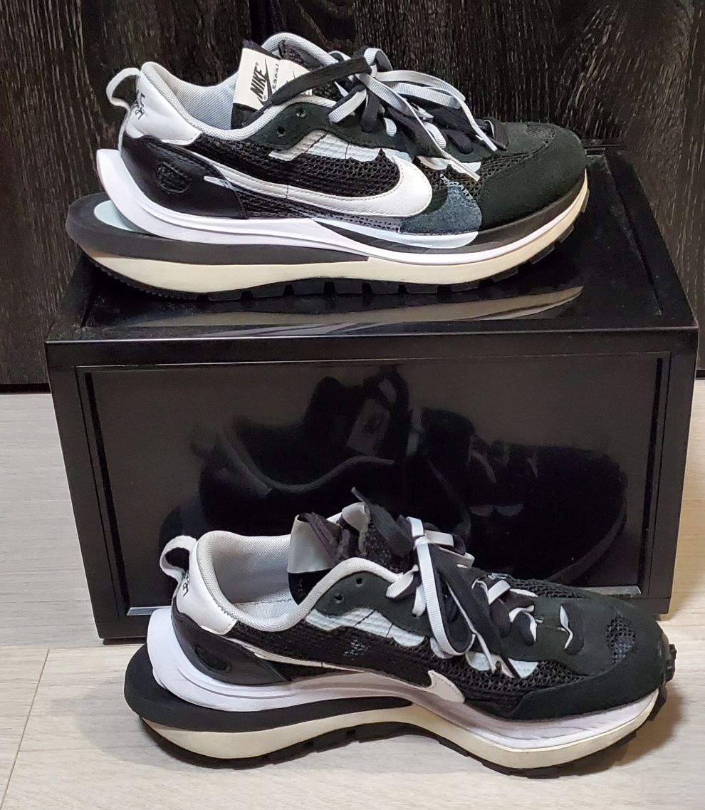 sacai × Nike Vapor Waffle "Black and White"