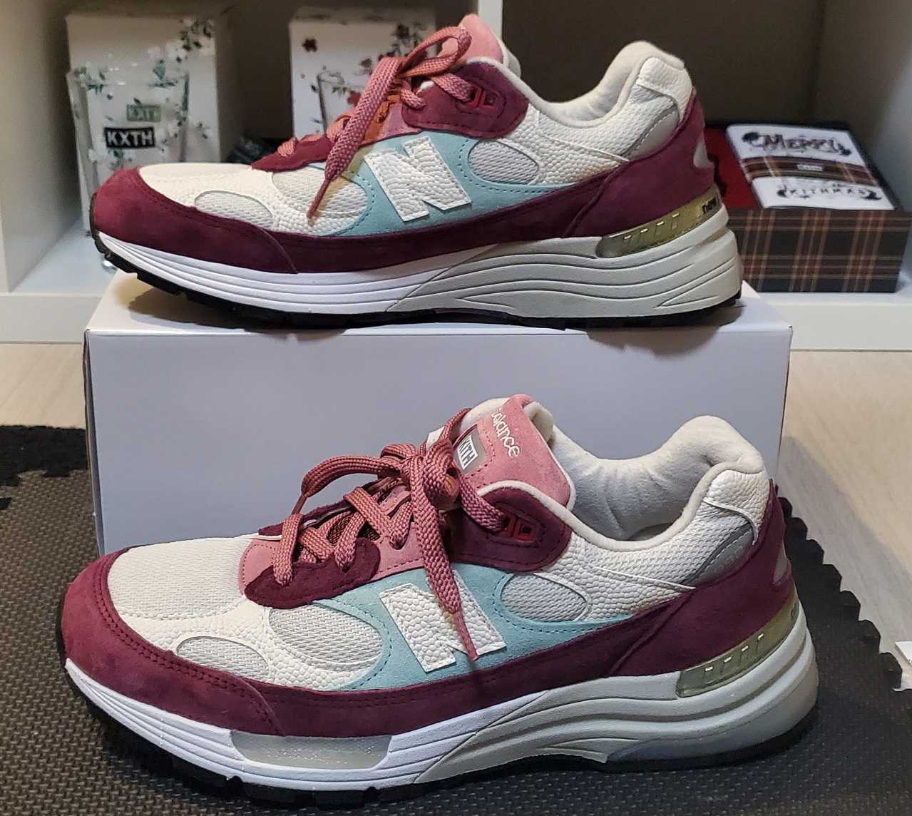 KITH × New Balance 992 Kithmas "Burgundy/White"