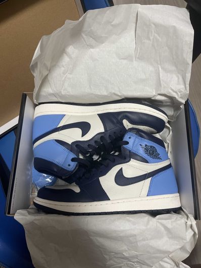 Nike Air Jordan 1 Retro High OG "Obsidian/University Blue"