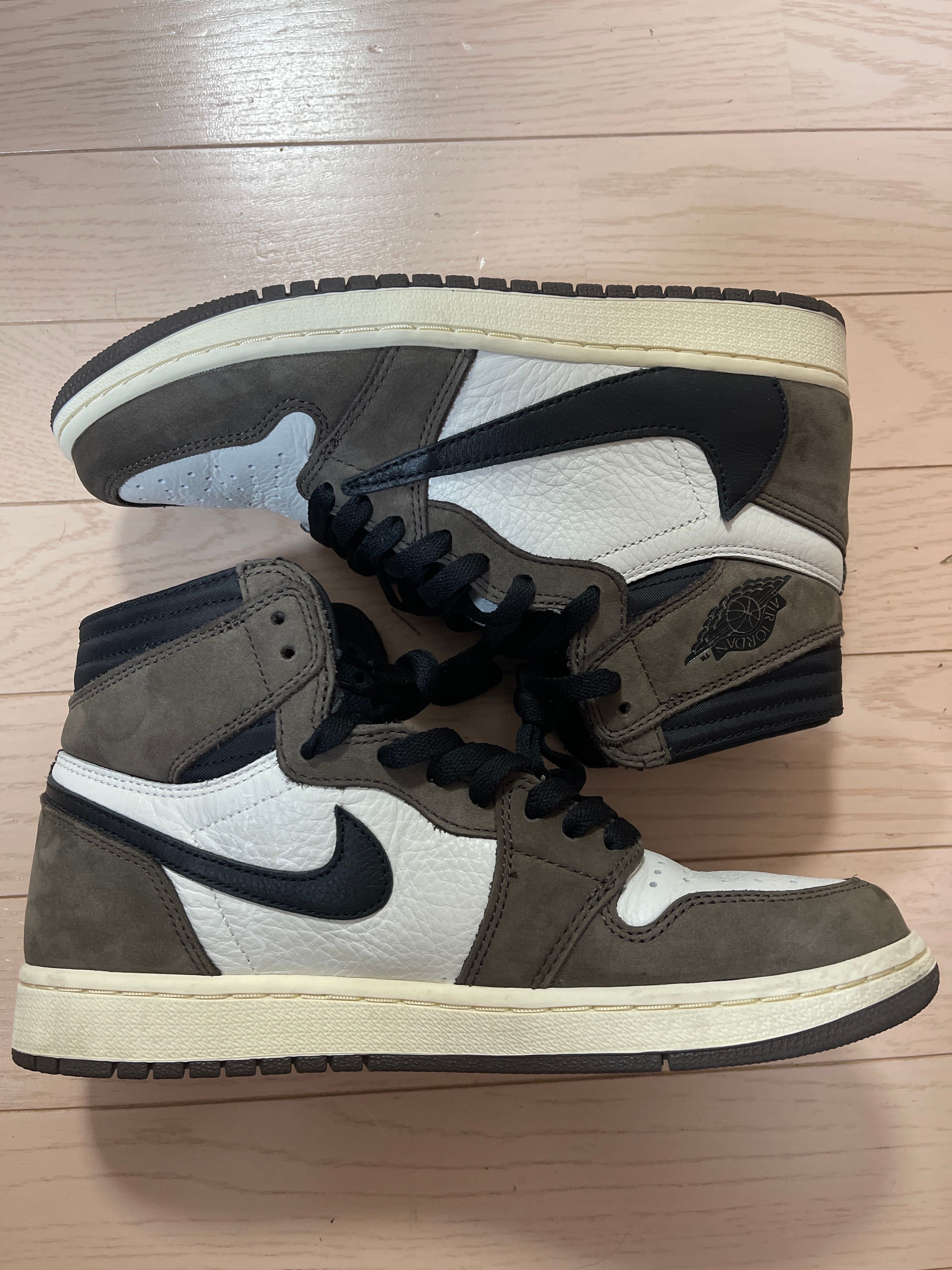 Travis Scott × Nike Air Jordan 1 Retro High OG TS SP "Sail/Dark Mocha"