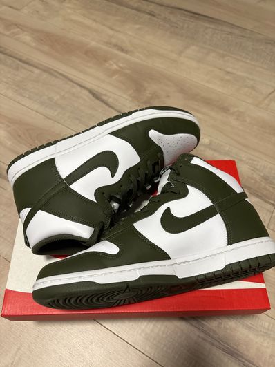 Nike Dunk High "Championship Khaki"