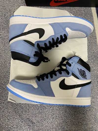 Nike Air Jordan 1 High OG "University Blue"