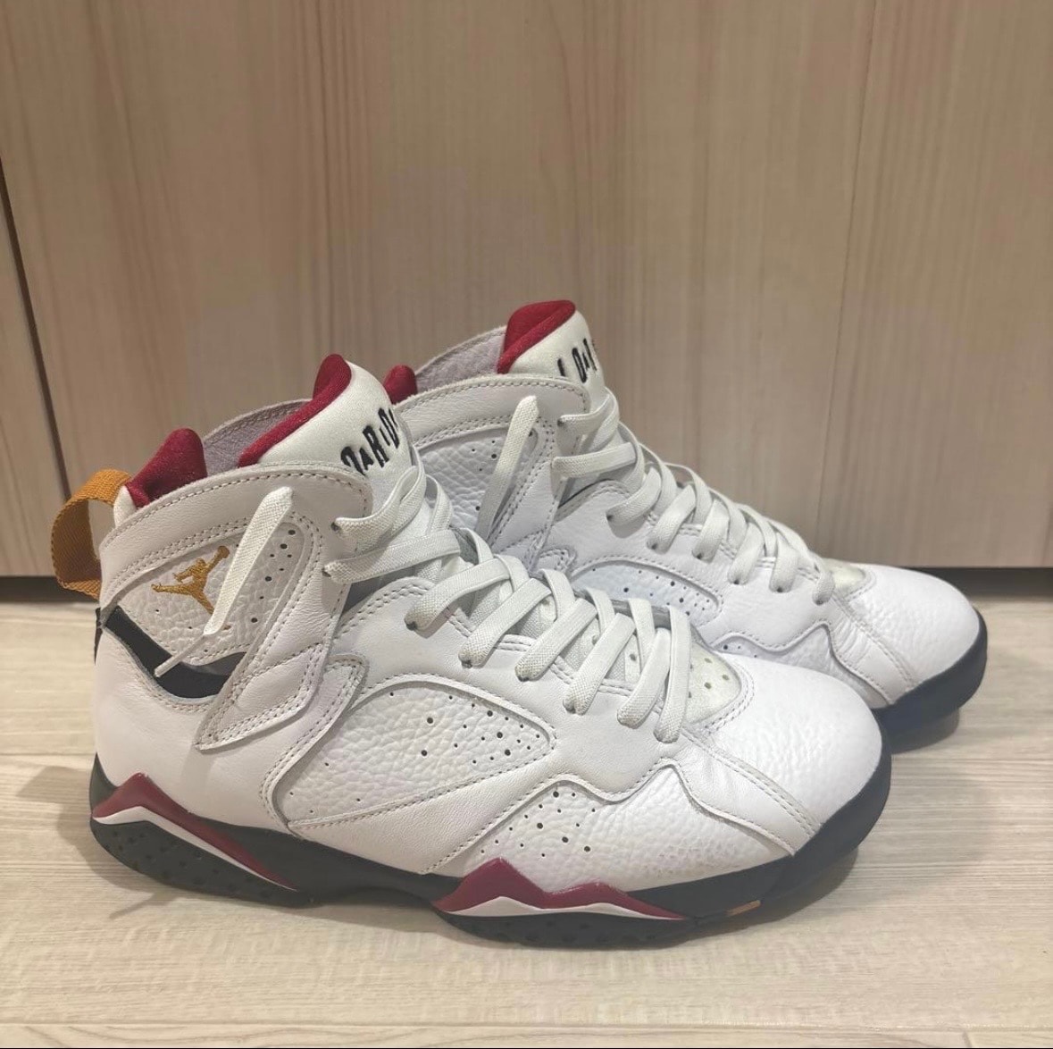 ナイキ エアジョーダン7 レトロ "カーディナル" (2022)