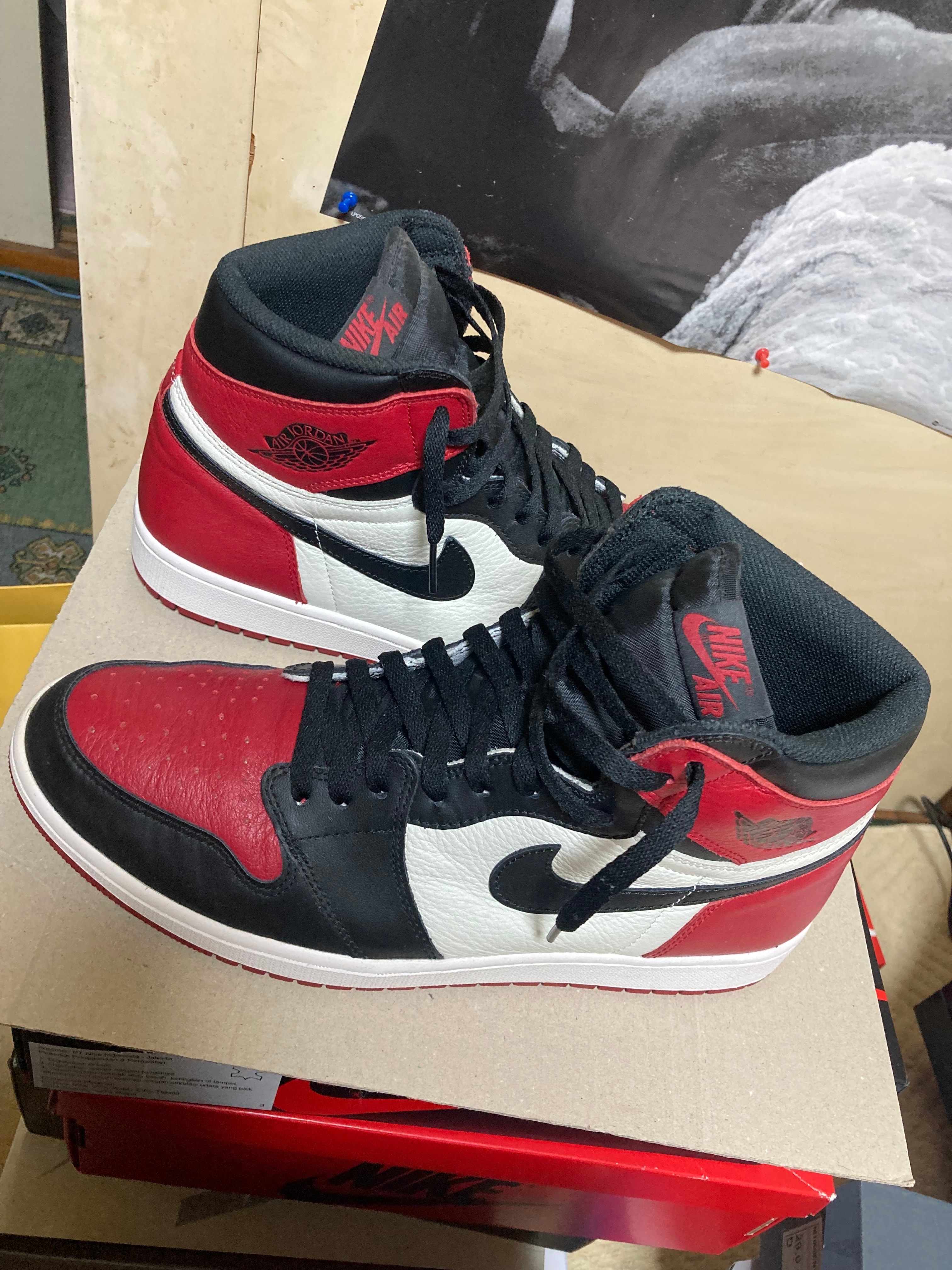 Nike Air Jordan 1 Retro High OG "Bred Toe"