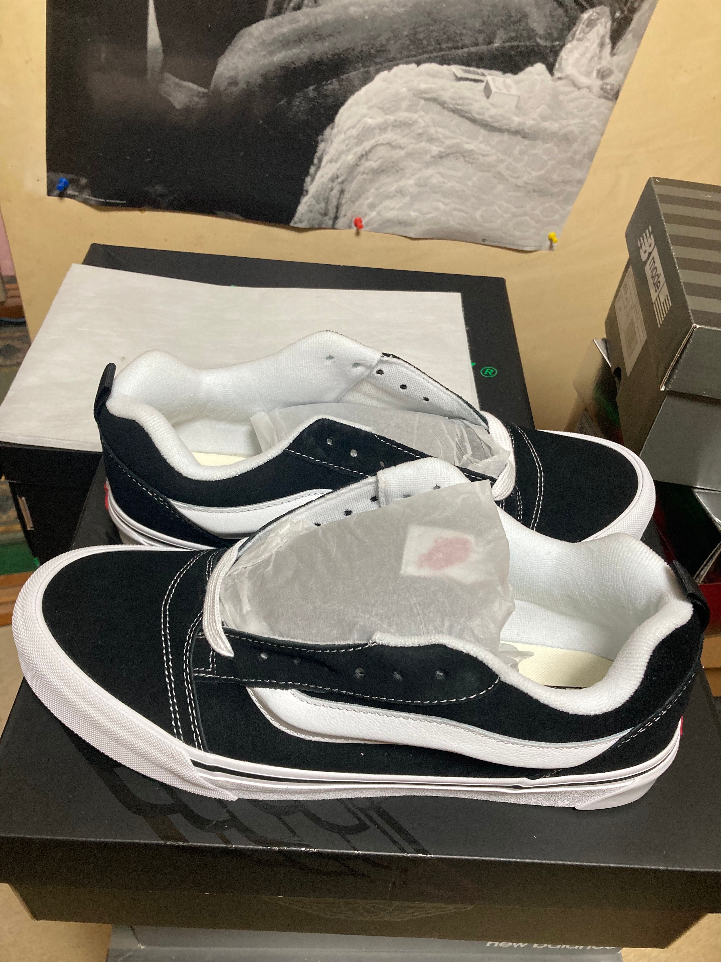 Vans Knu Skool Suede "Black/White"