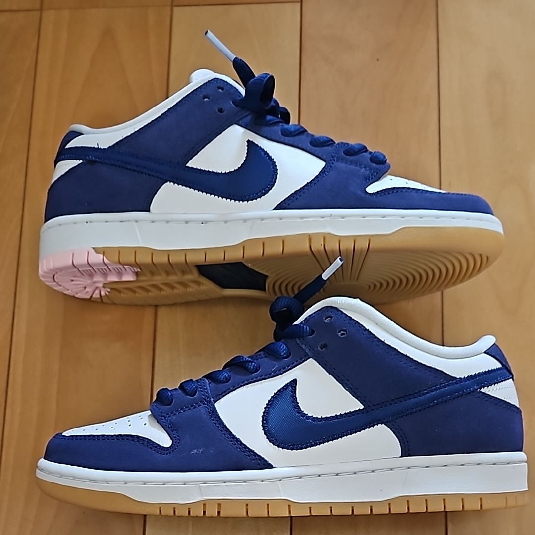 Nike SB Dunk Low "Los Angeles Dodgers/Deep Royal Blue"