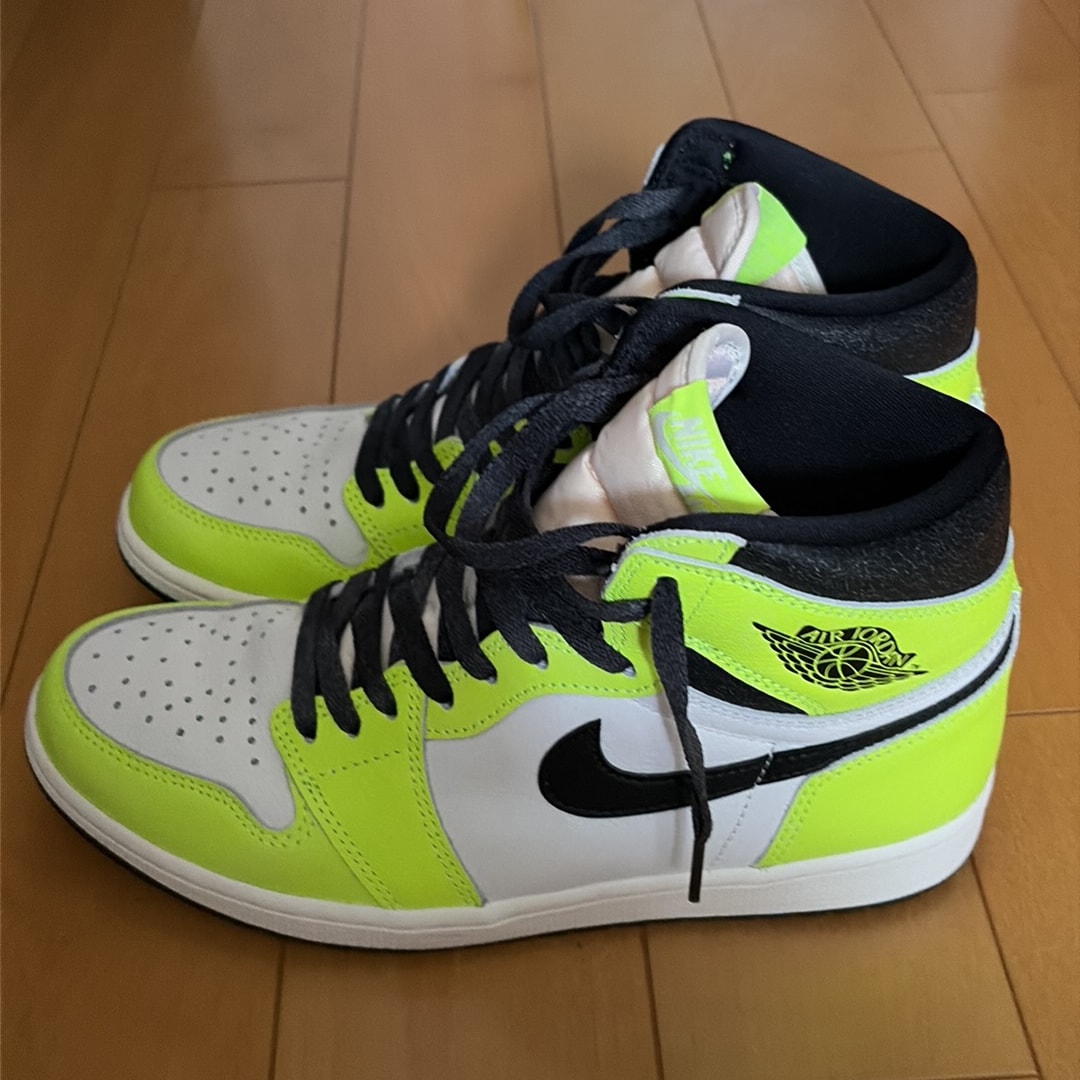 Nike Air Jordan 1 High OG "Volt/Visionaire"