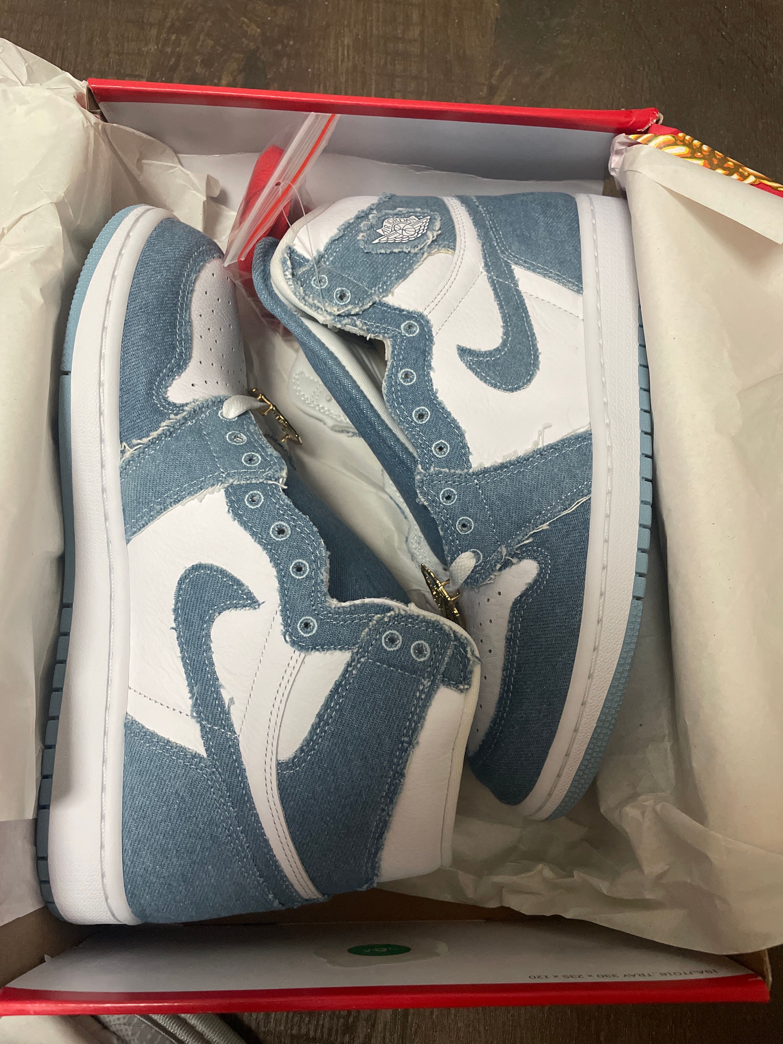 Nike Women's Air Jordan 1 High OG "Denim"