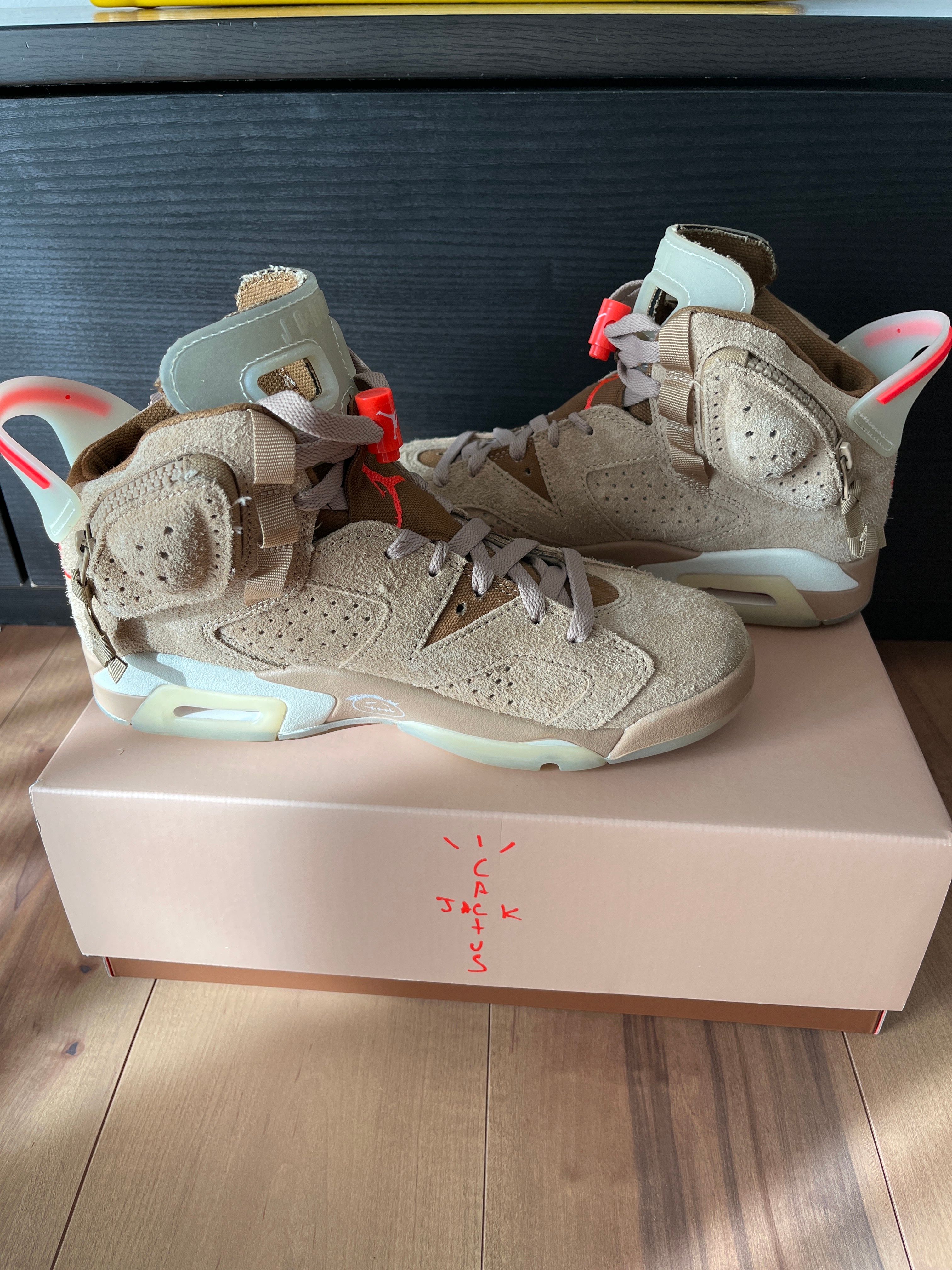 Travis Scott × Nike Air Jordan 6 "British Khaki"