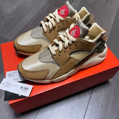 Stussy × Nike Air Huarache "Desert Oak"