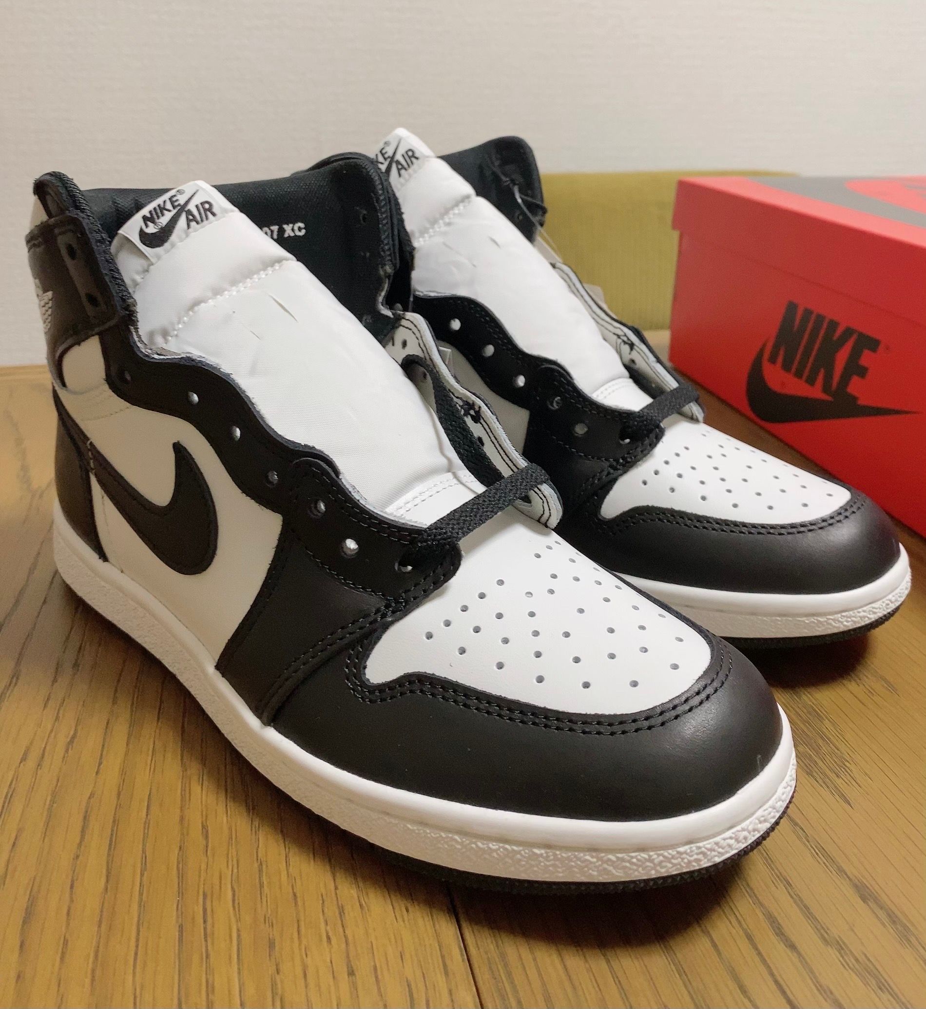 Nike Air Jordan 1 High '85 "Black/White"