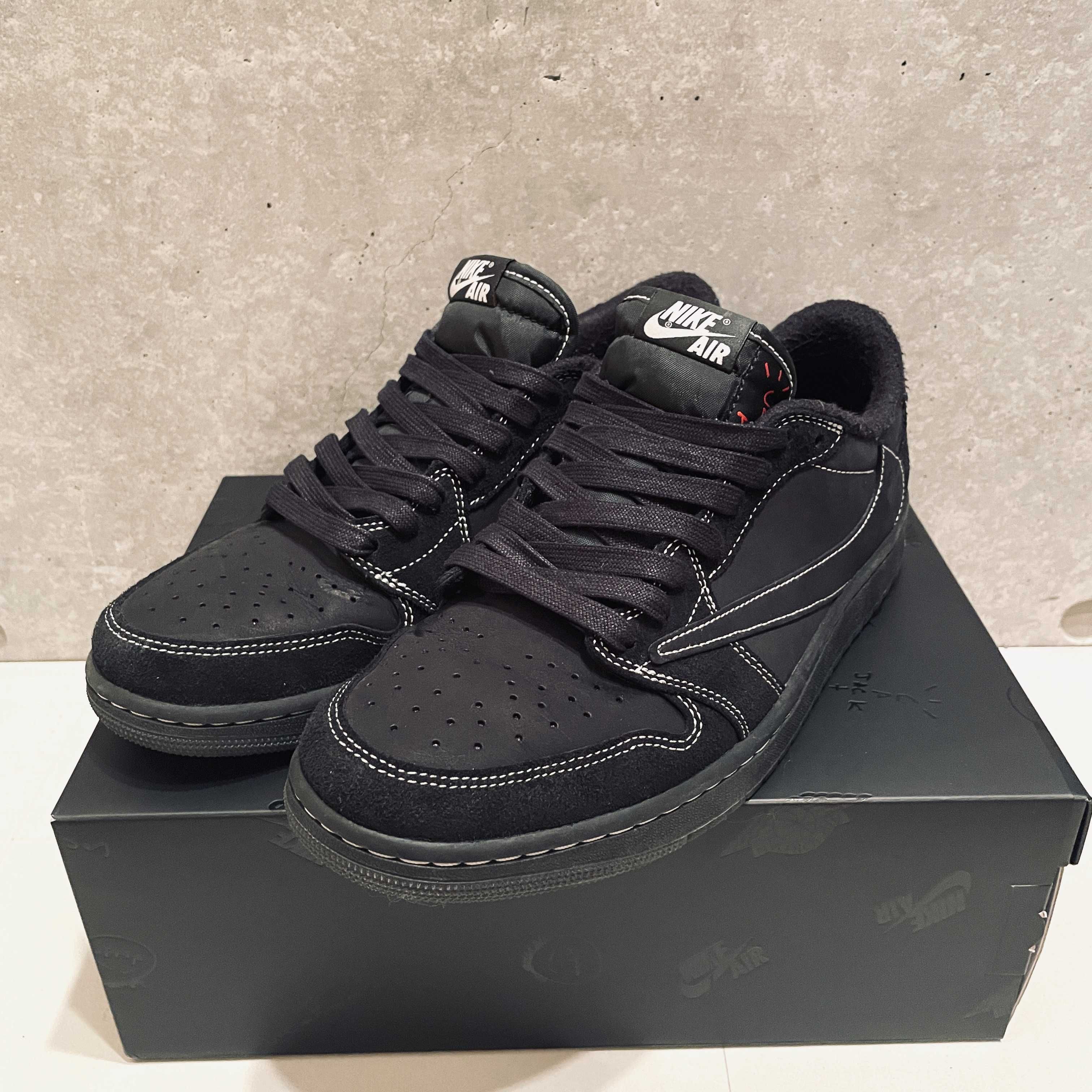 Travis Scott × Nike Air Jordan 1 Low OG SP "Black Phantom"