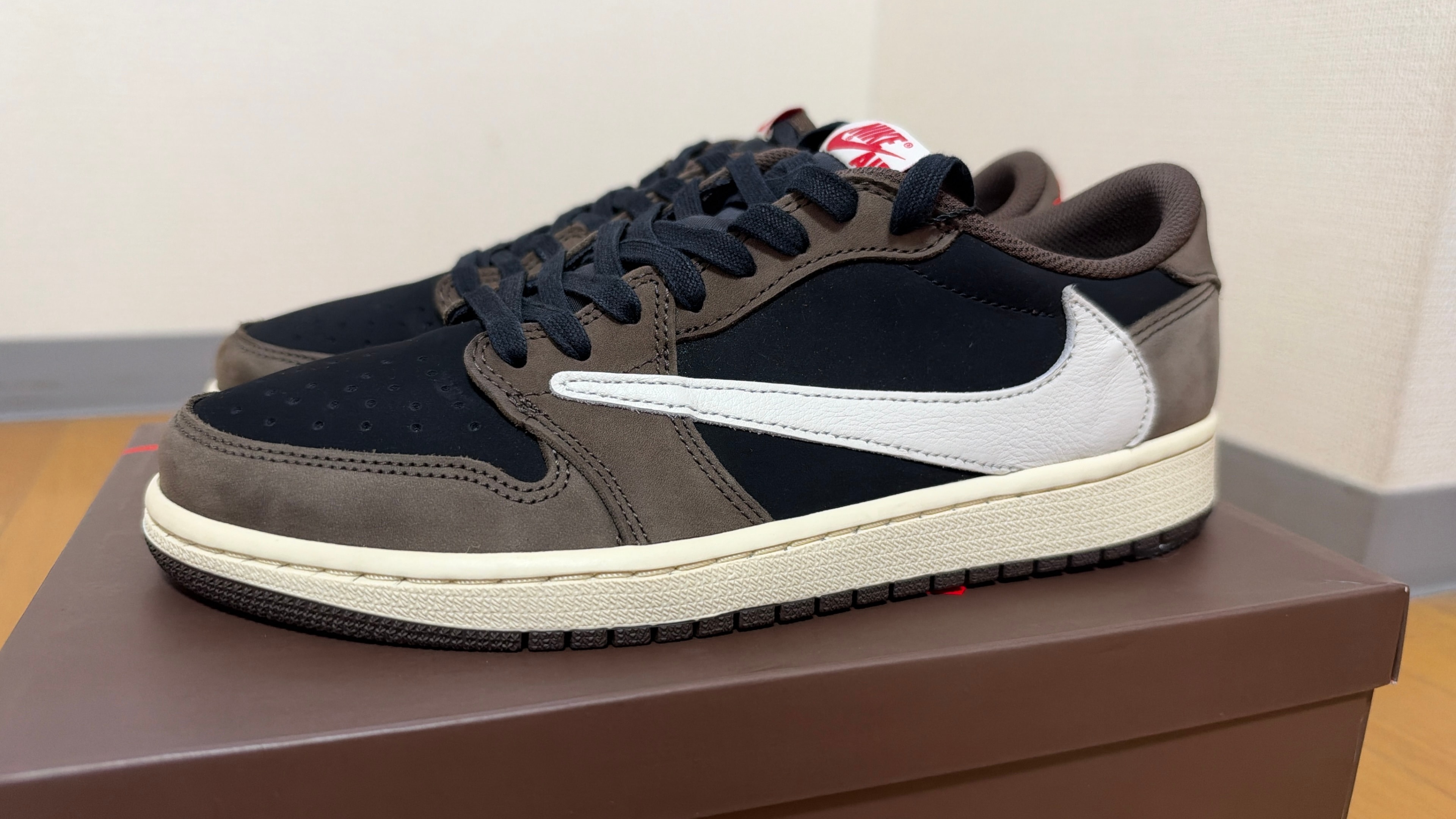 Travis Scott × Nike Air Jordan 1 Low OG SP-T  "Black/Dark Mocha"