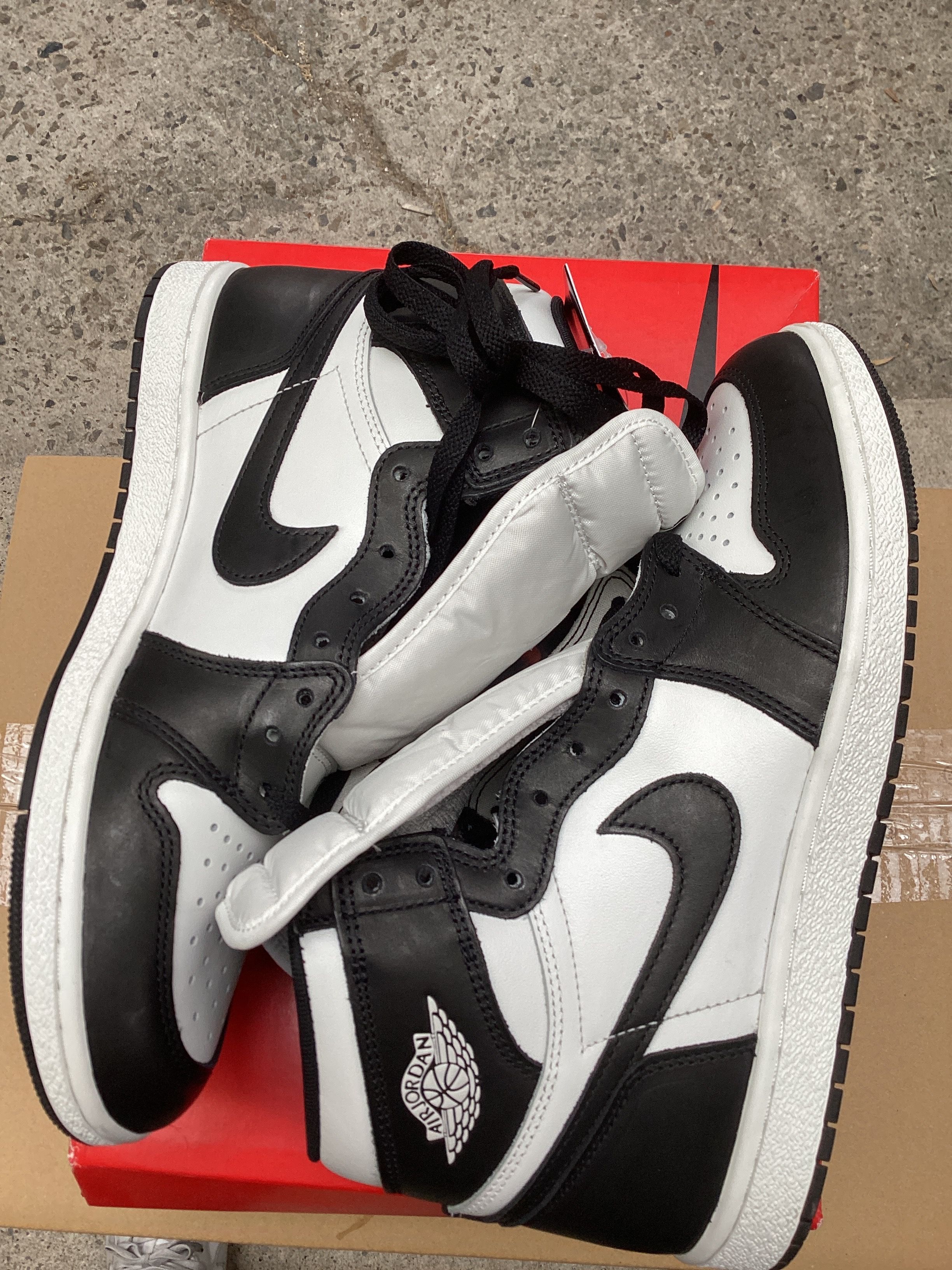 Nike Air Jordan 1 High '85 "Black/White"