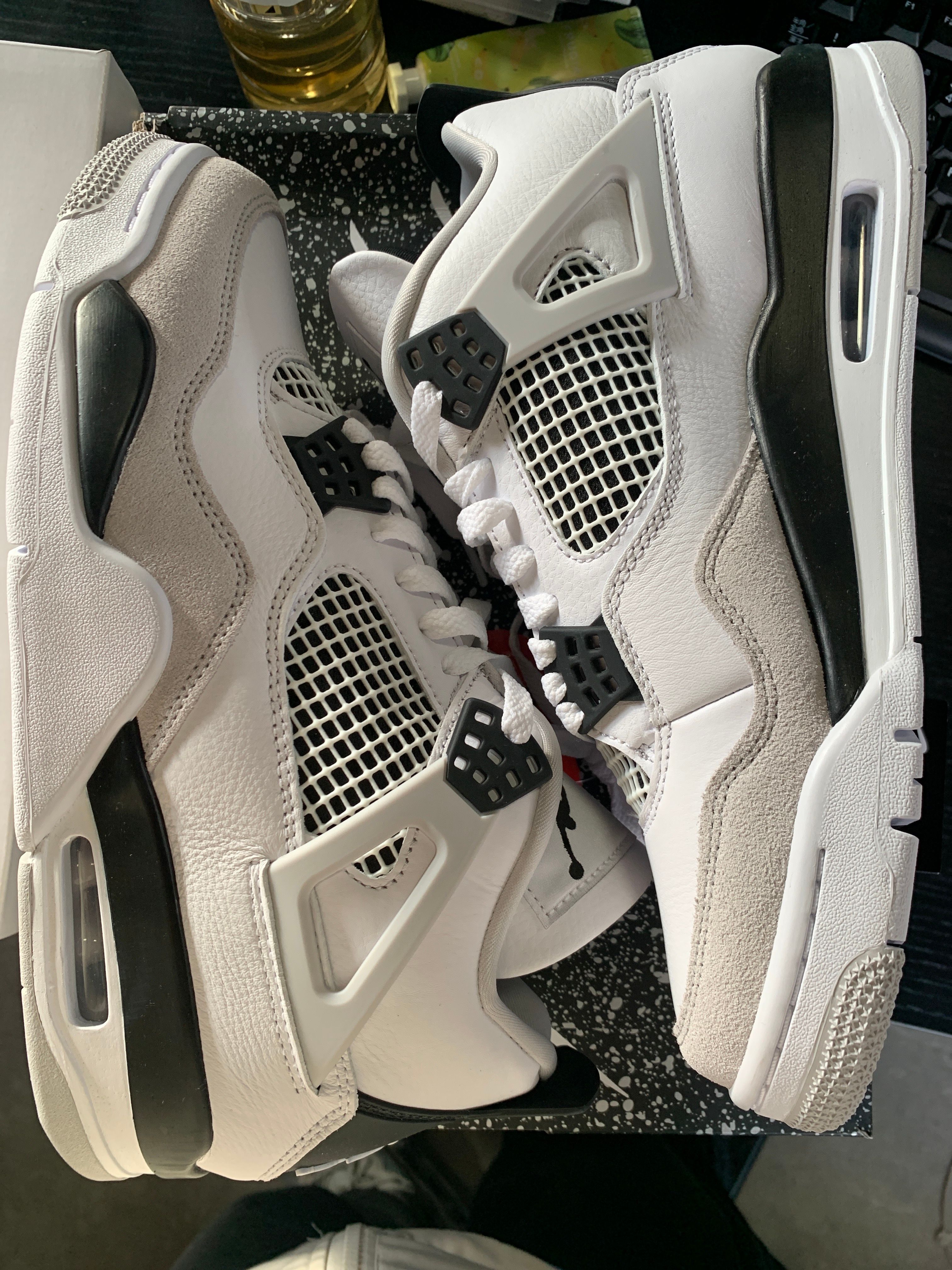 Nike Air Jordan 4 "Military Black"