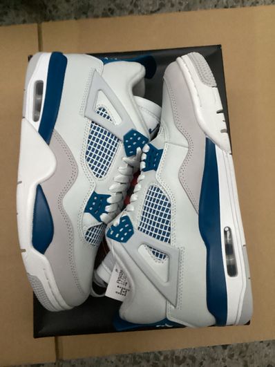 Nike Air Jordan 4 Retro "Industrial Blue"