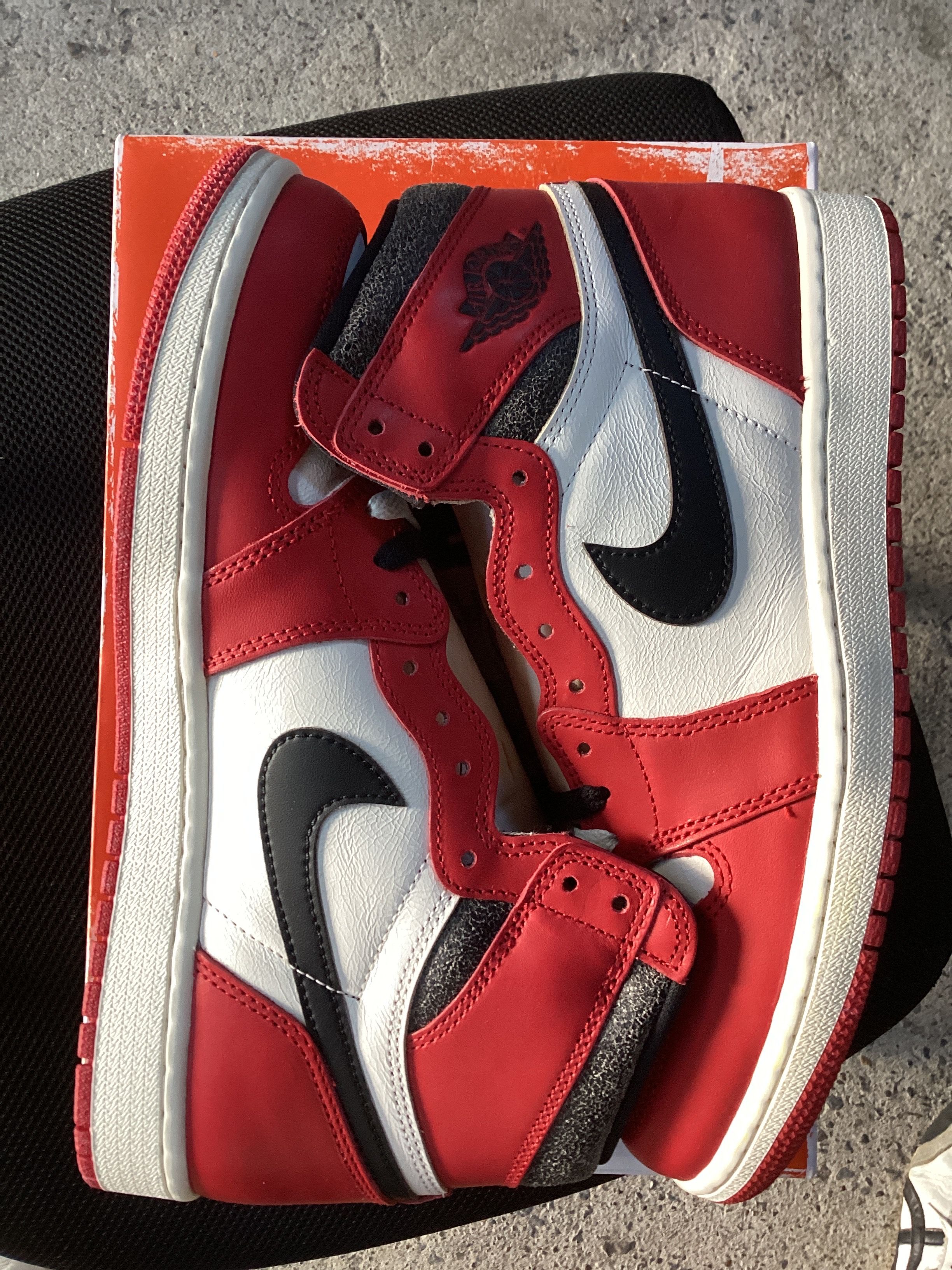 Nike Air Jordan 1 High OG "Lost & Found/Chicago"