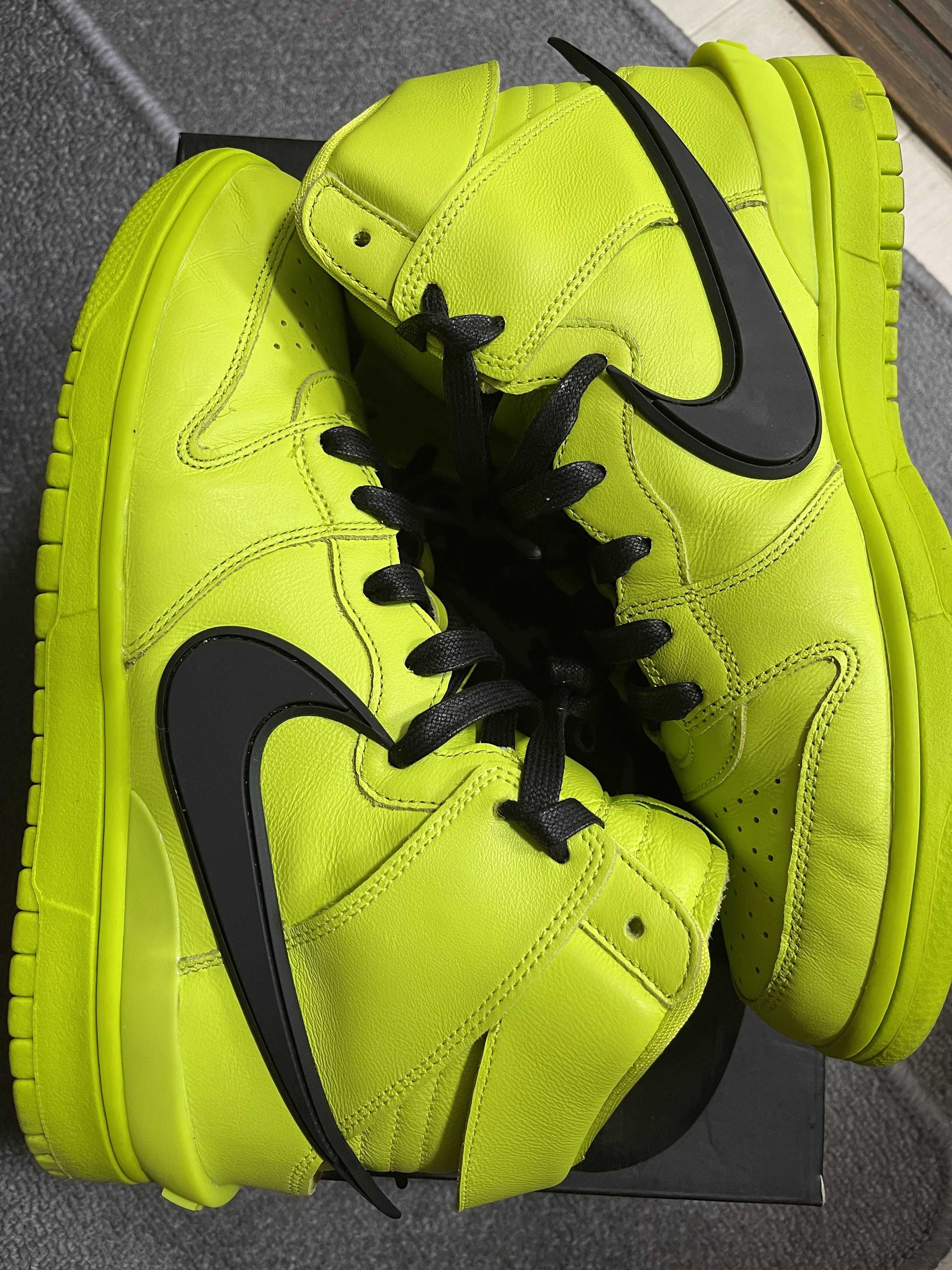 AMBUSH × NIKE DUNK HIGH "FLASH LIME"