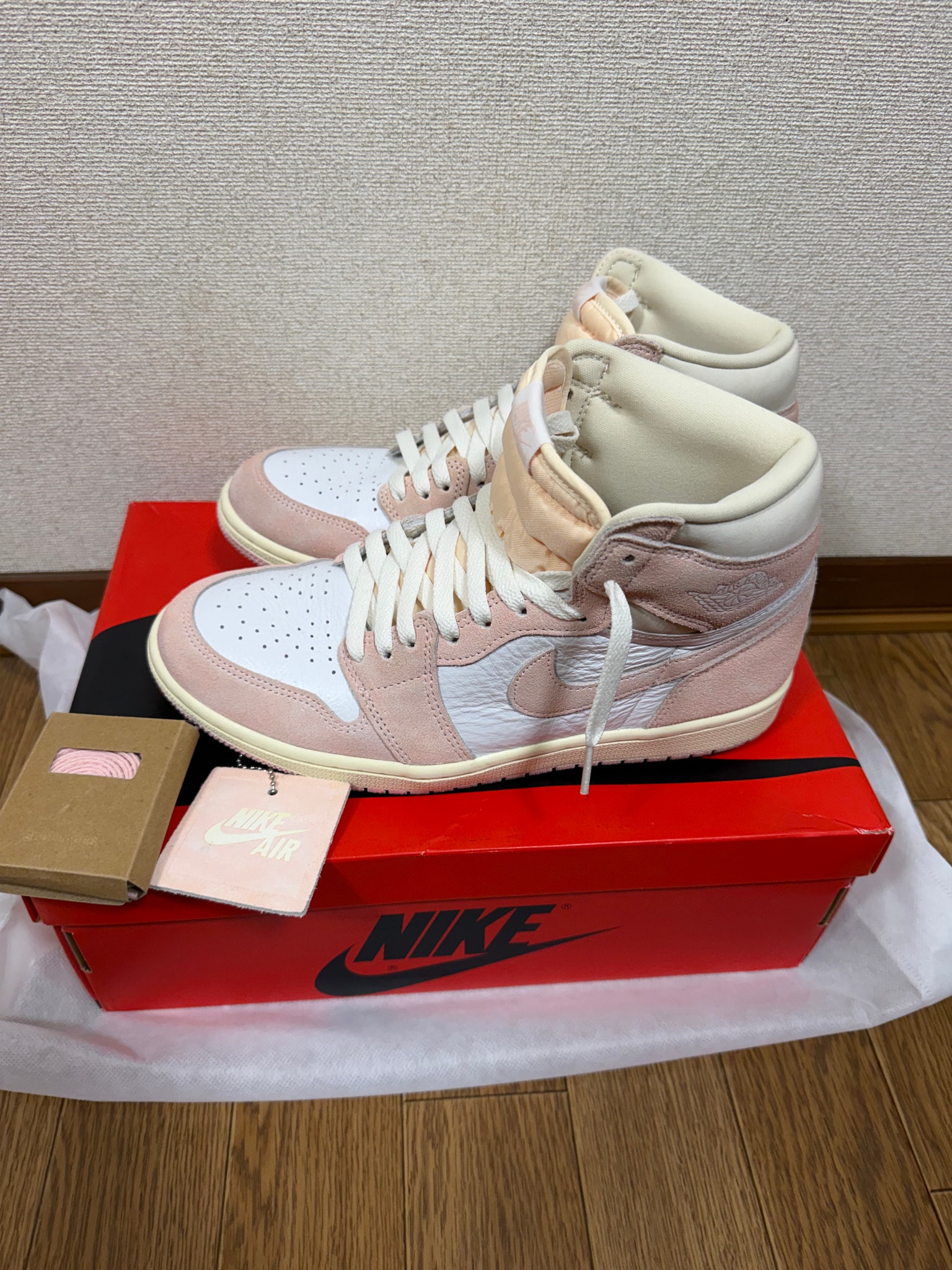 Nike Women's Air Jordan 1 Retro High OG "Washed Pink"