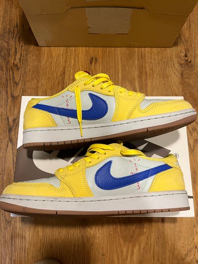 Travis Scott × Nike Women's Air Jordan 1 Retro Low OG "Canary"