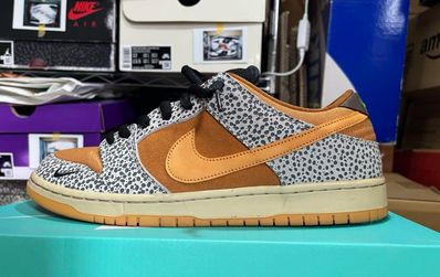 Nike SB Dunk Low Nike SB Dunk Low