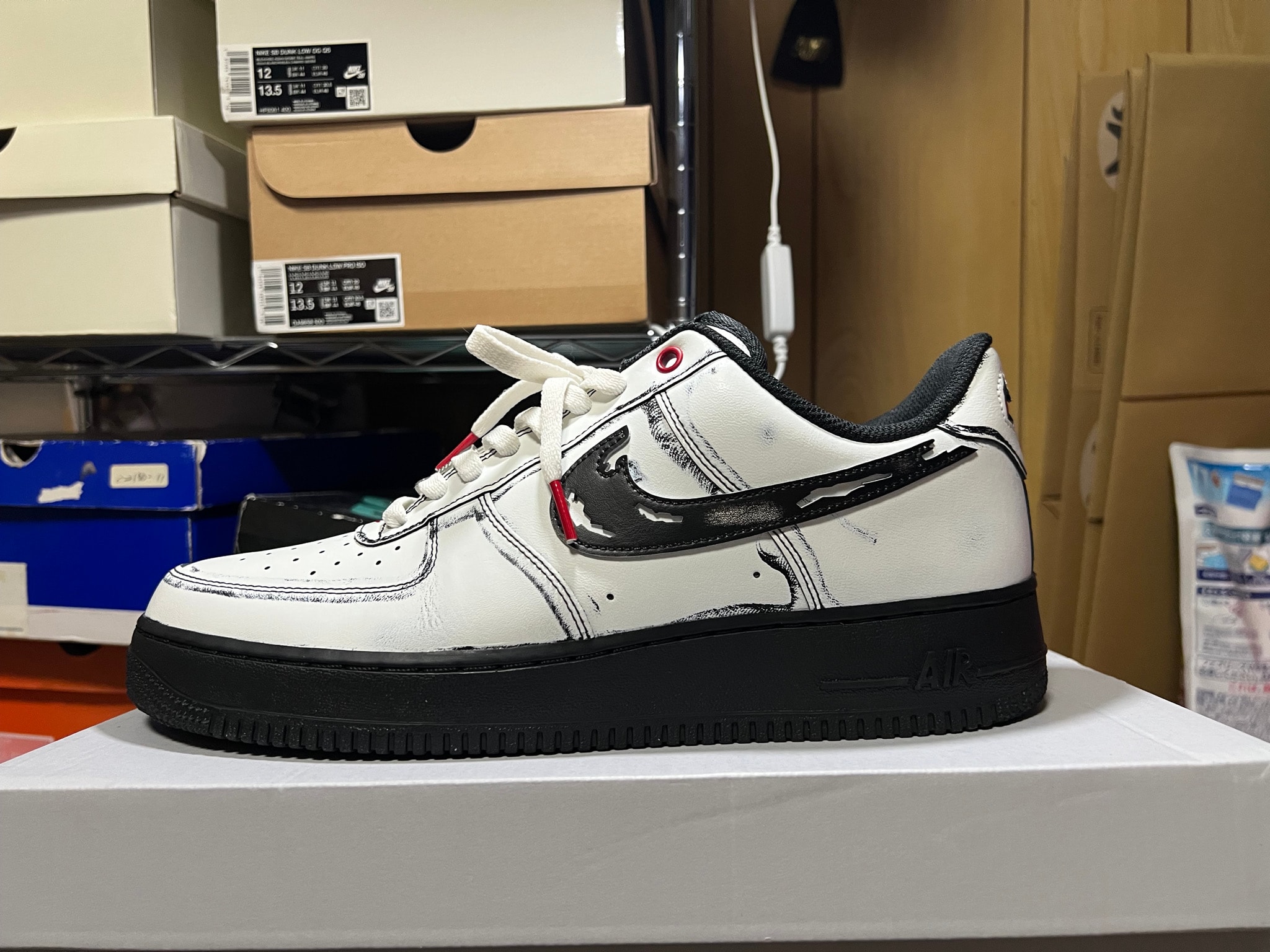 Nike Air Force 1 "Halloween/Scream"