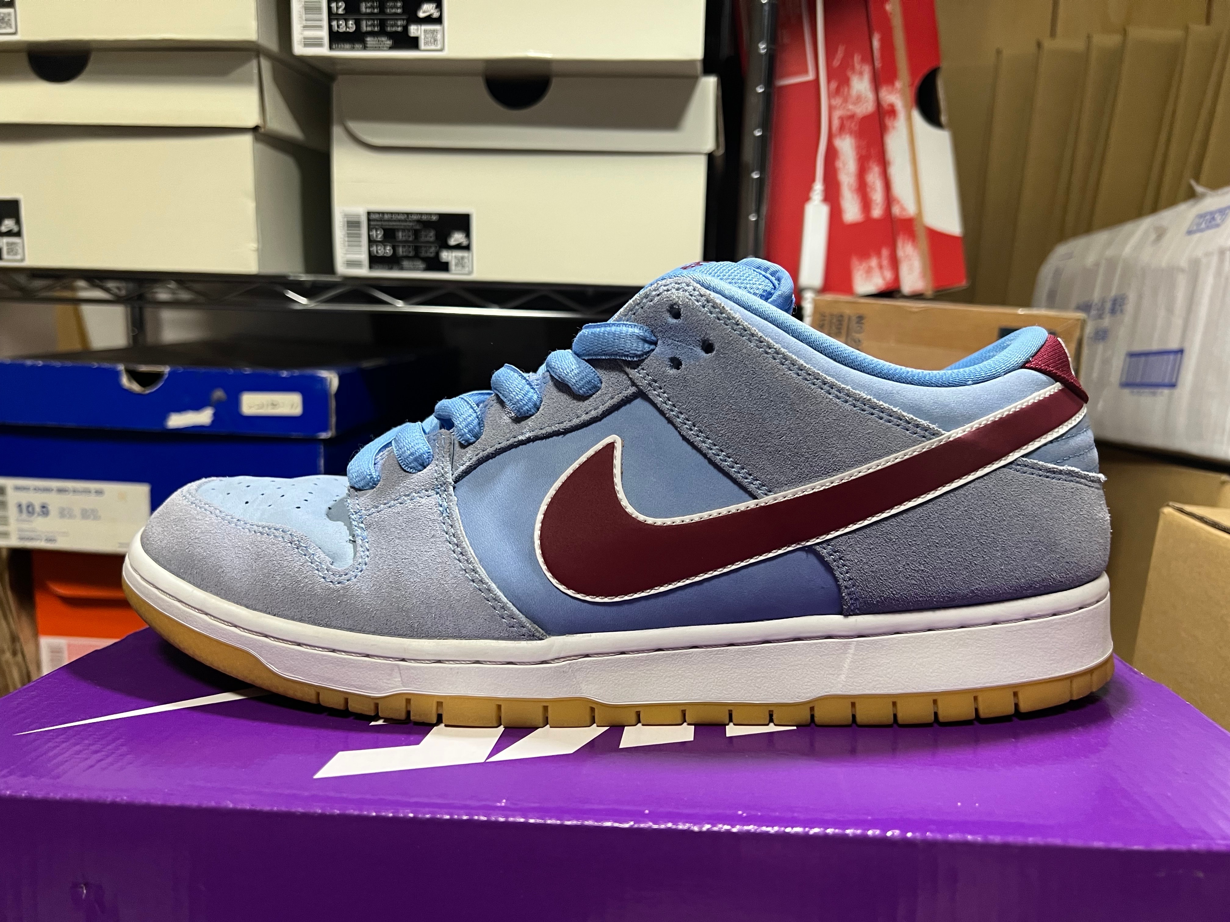 Nike SB Dunk Low Pro "Philadelphia Phillies/Valor Blue and Team Maroon"
