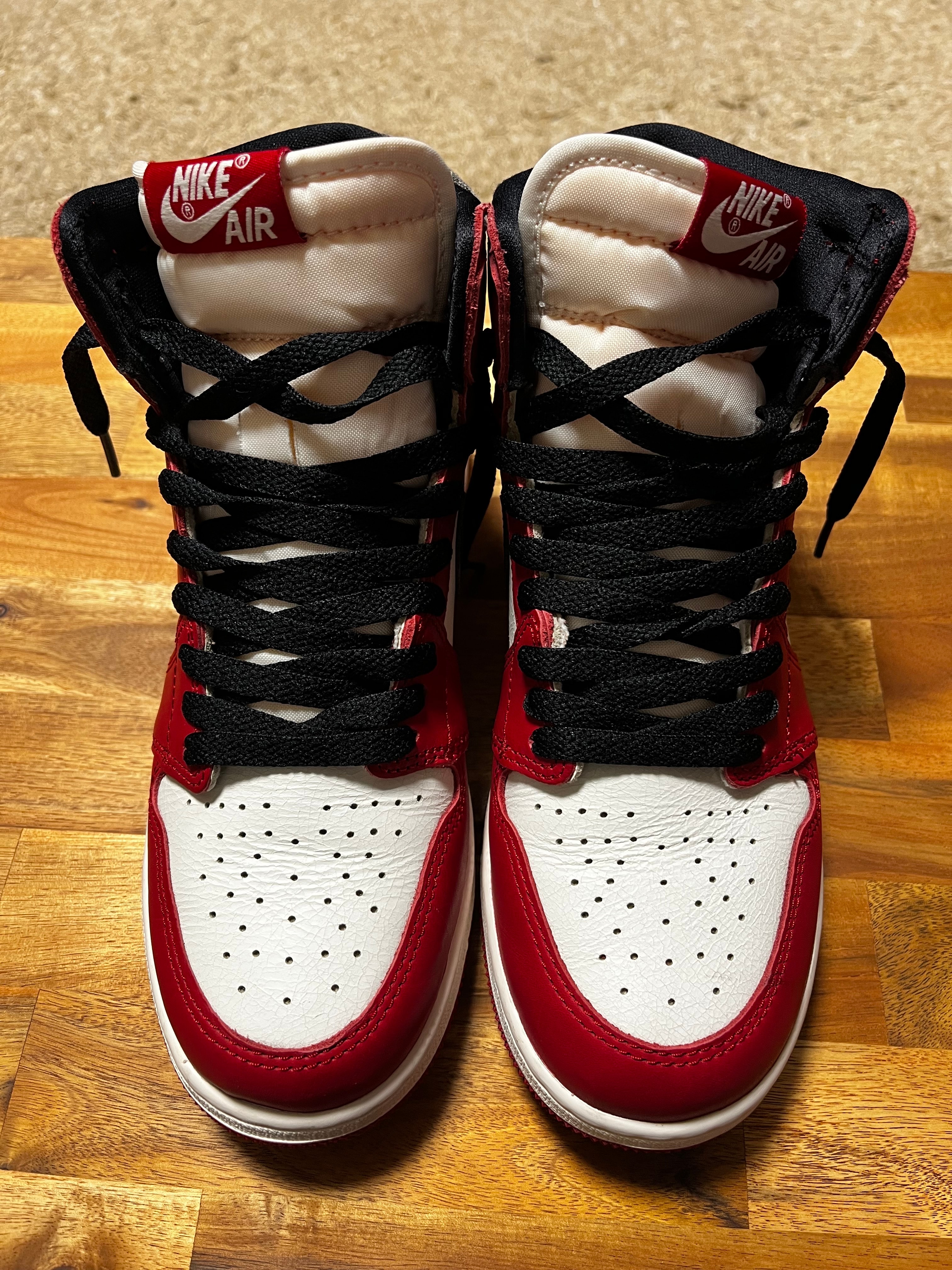 Nike GS Air Jordan 1 High OG "Lost & Found/Chicago"