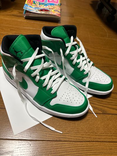 Nike Air Jordan 1 Mid "Lucky Green"