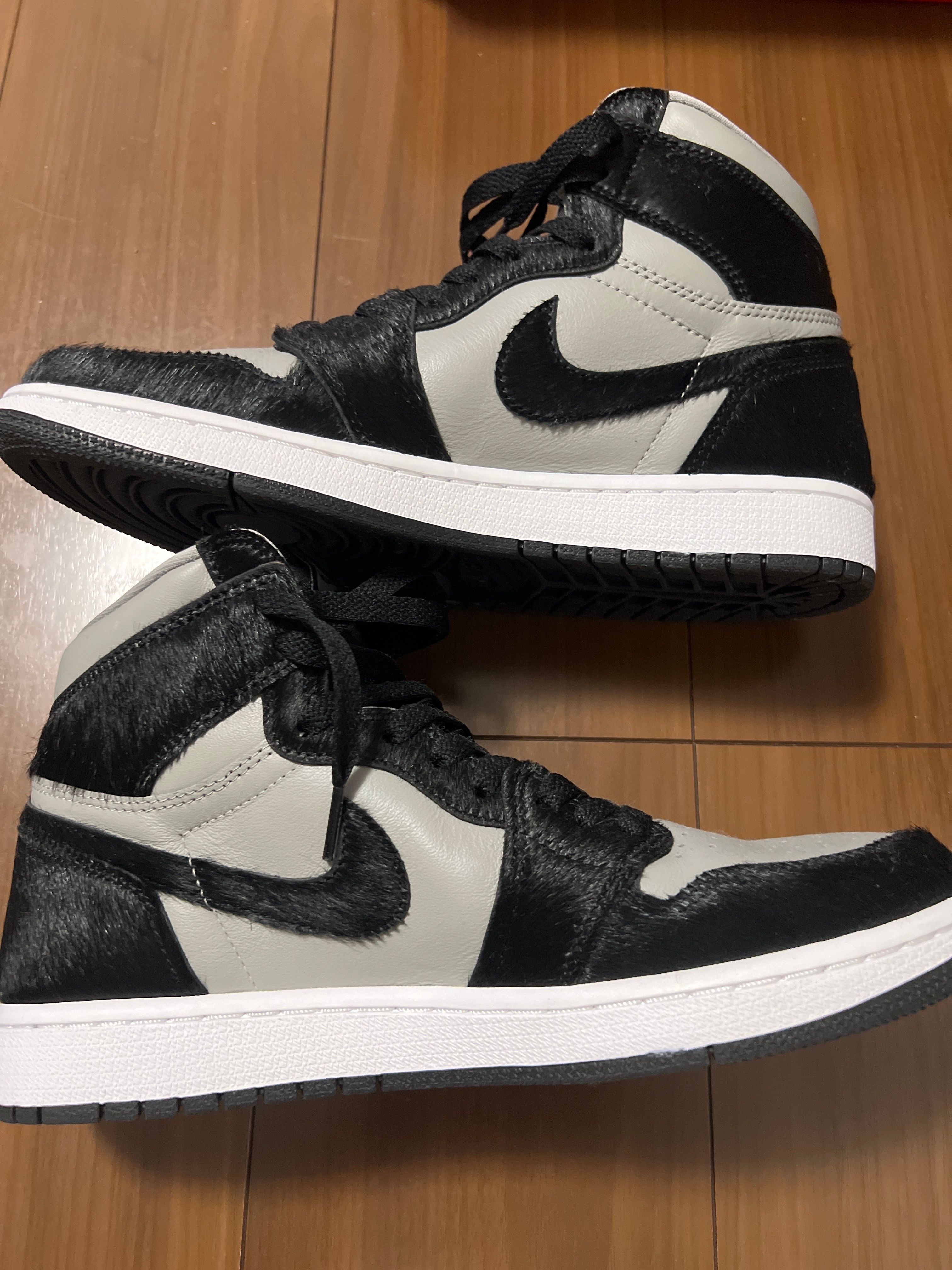 Nike Women's Air Jordan 1 Retro High OG "Medium Grey"