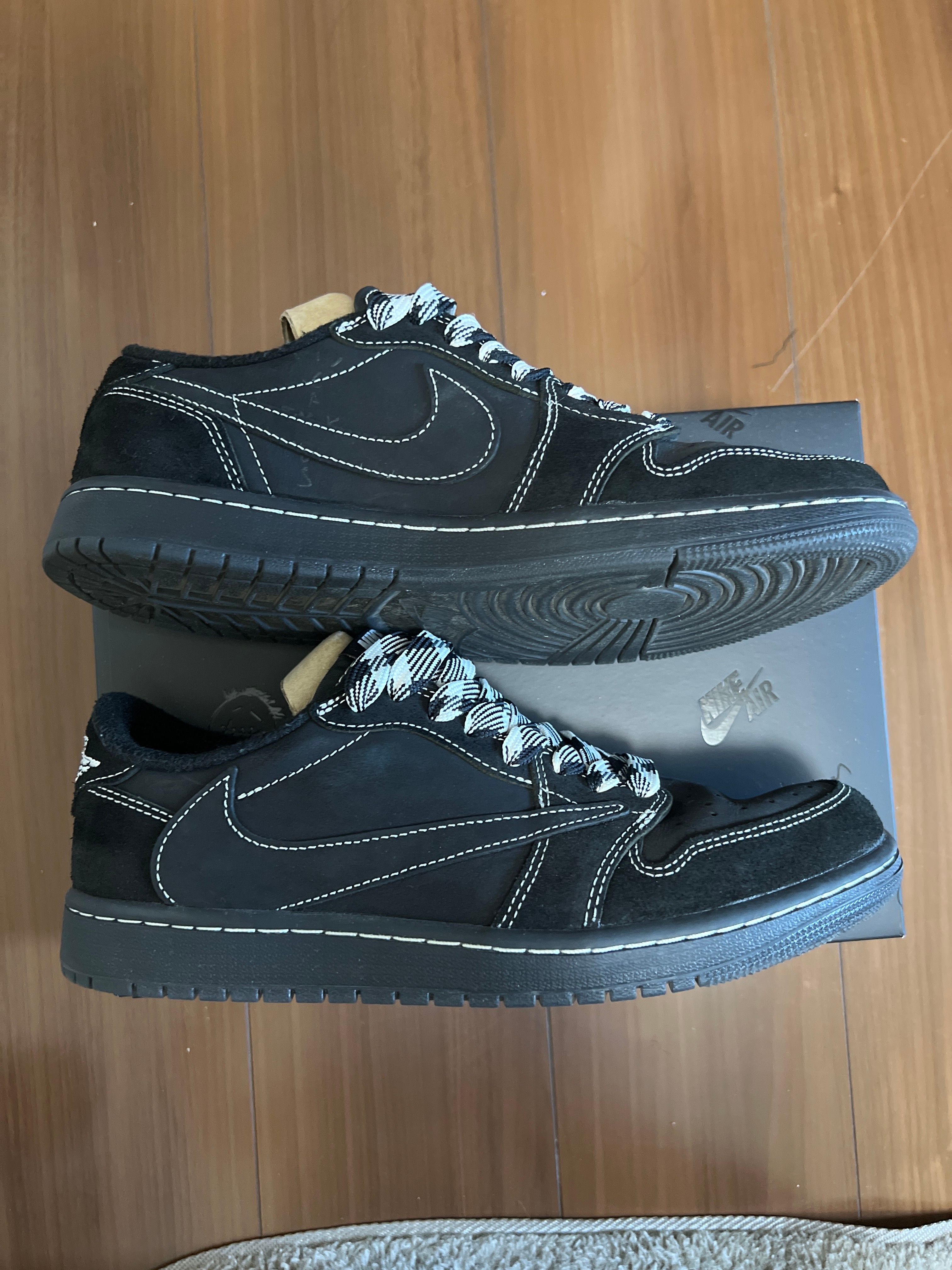 Travis Scott × Nike Air Jordan 1 Low OG SP "Black Phantom"
